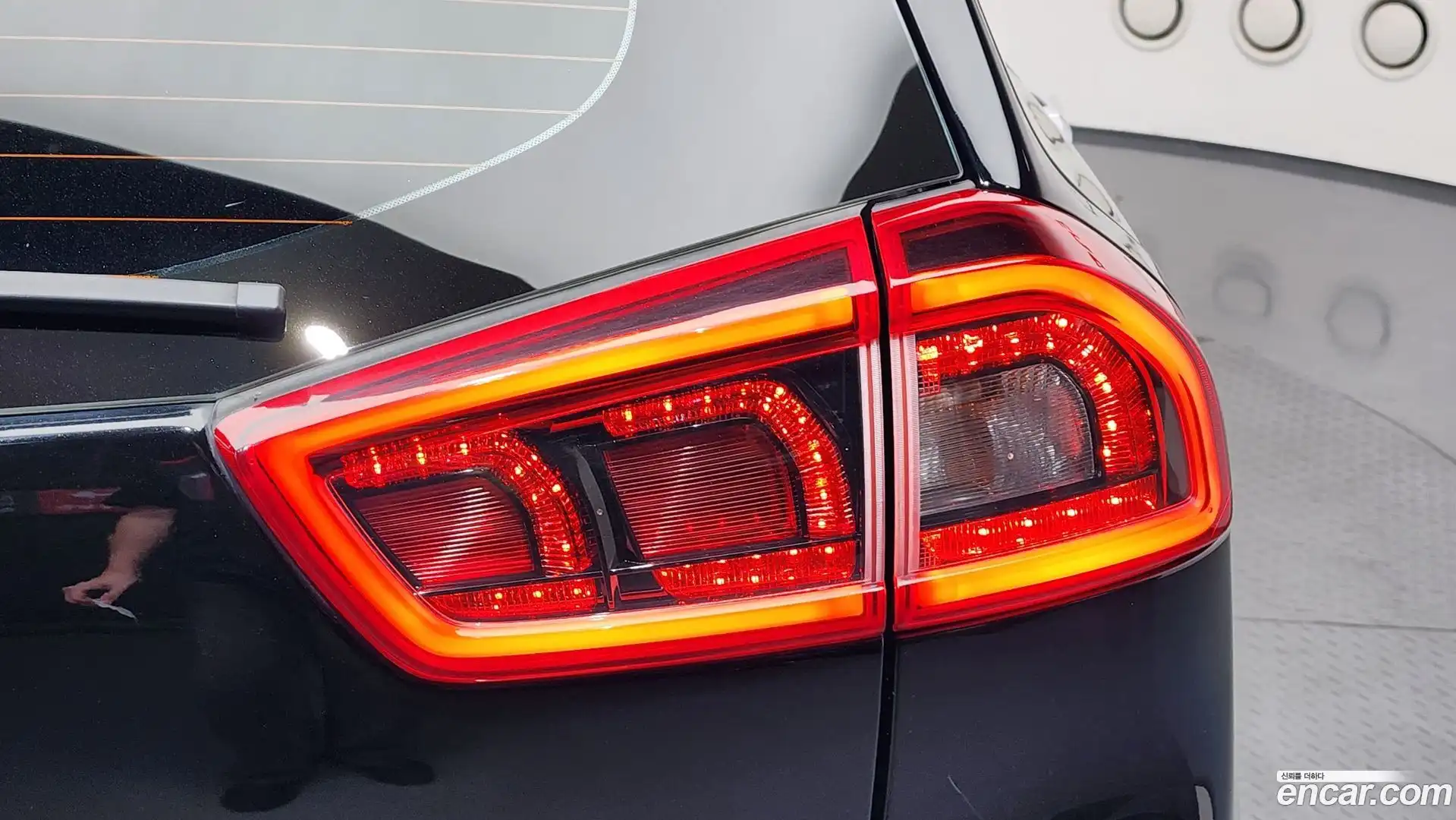 Niro Kia 2018.10-OUTER-033