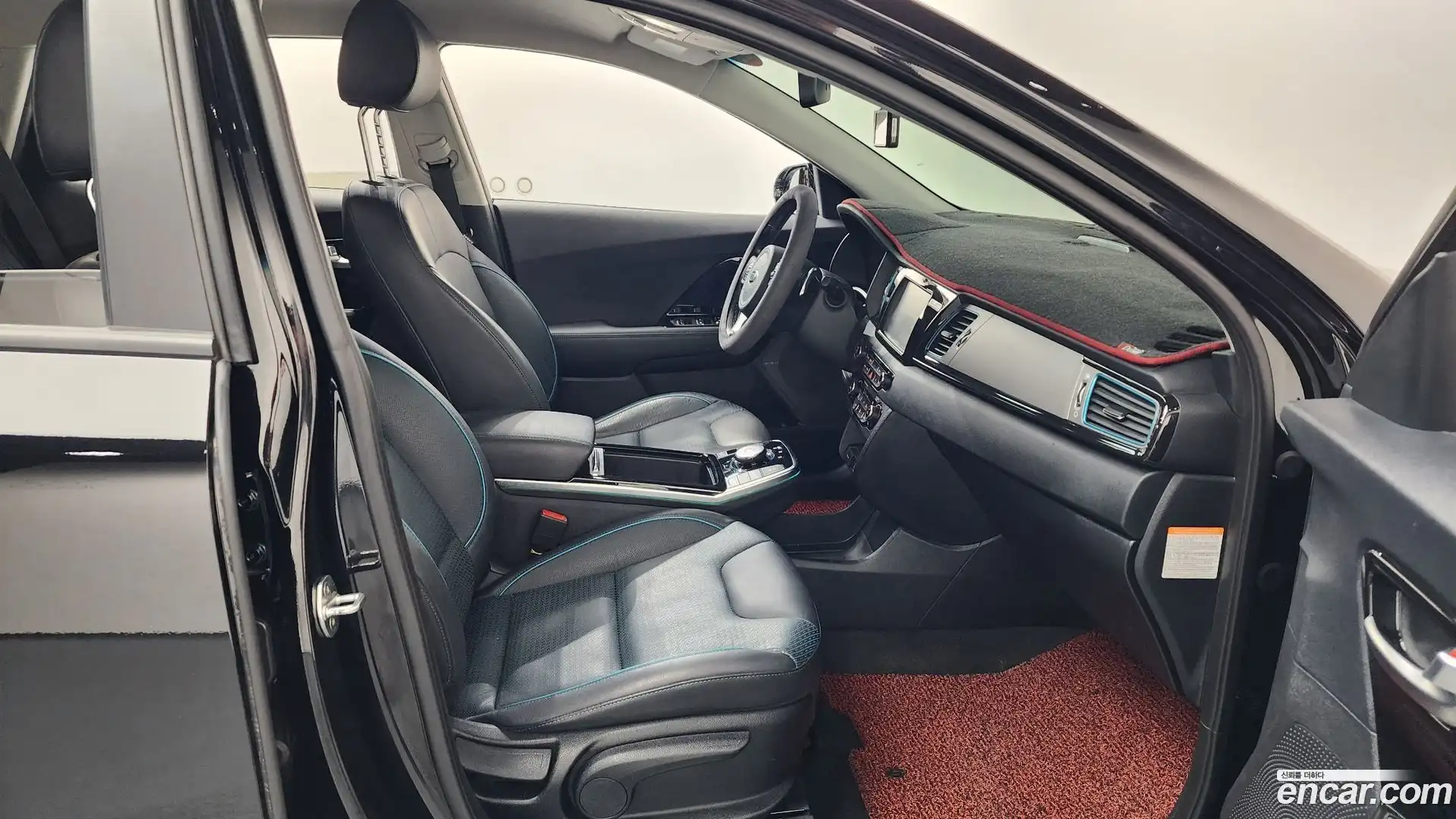 Niro Kia 2018.10-INNER-036
