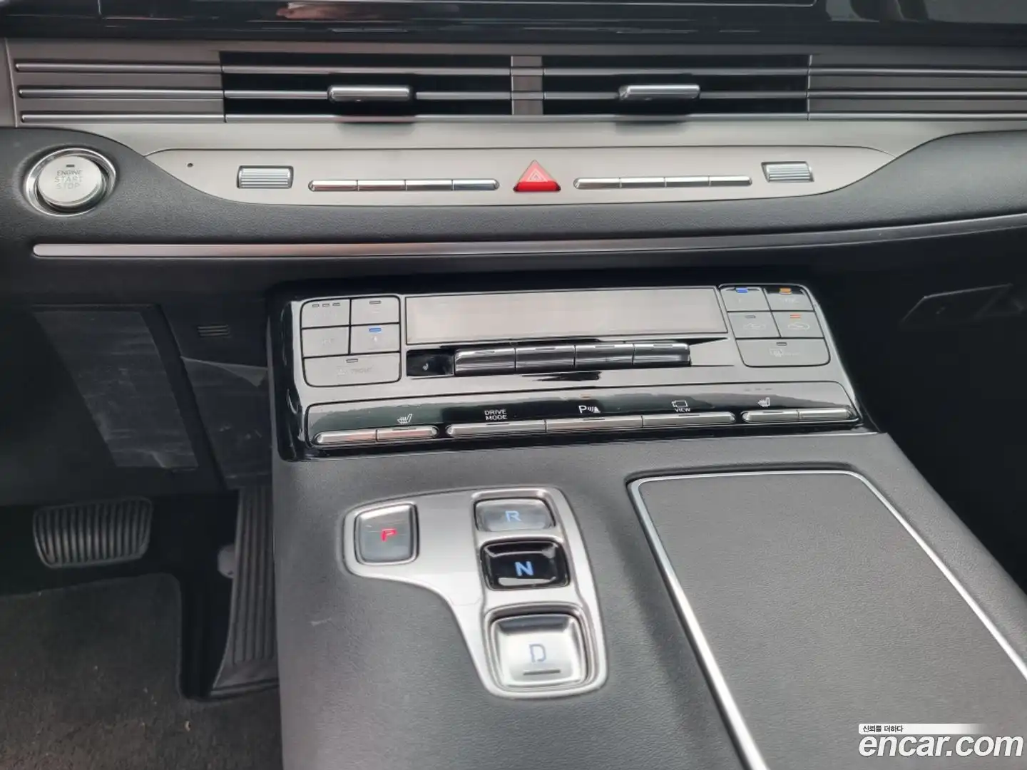 Grandeur Hyundai 2020.6-OPTION-016