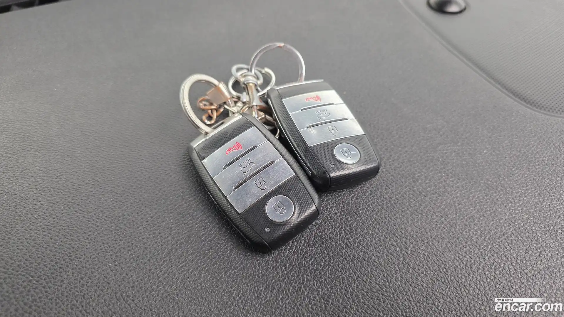 Sorento Kia 2017.0-OPTION-022