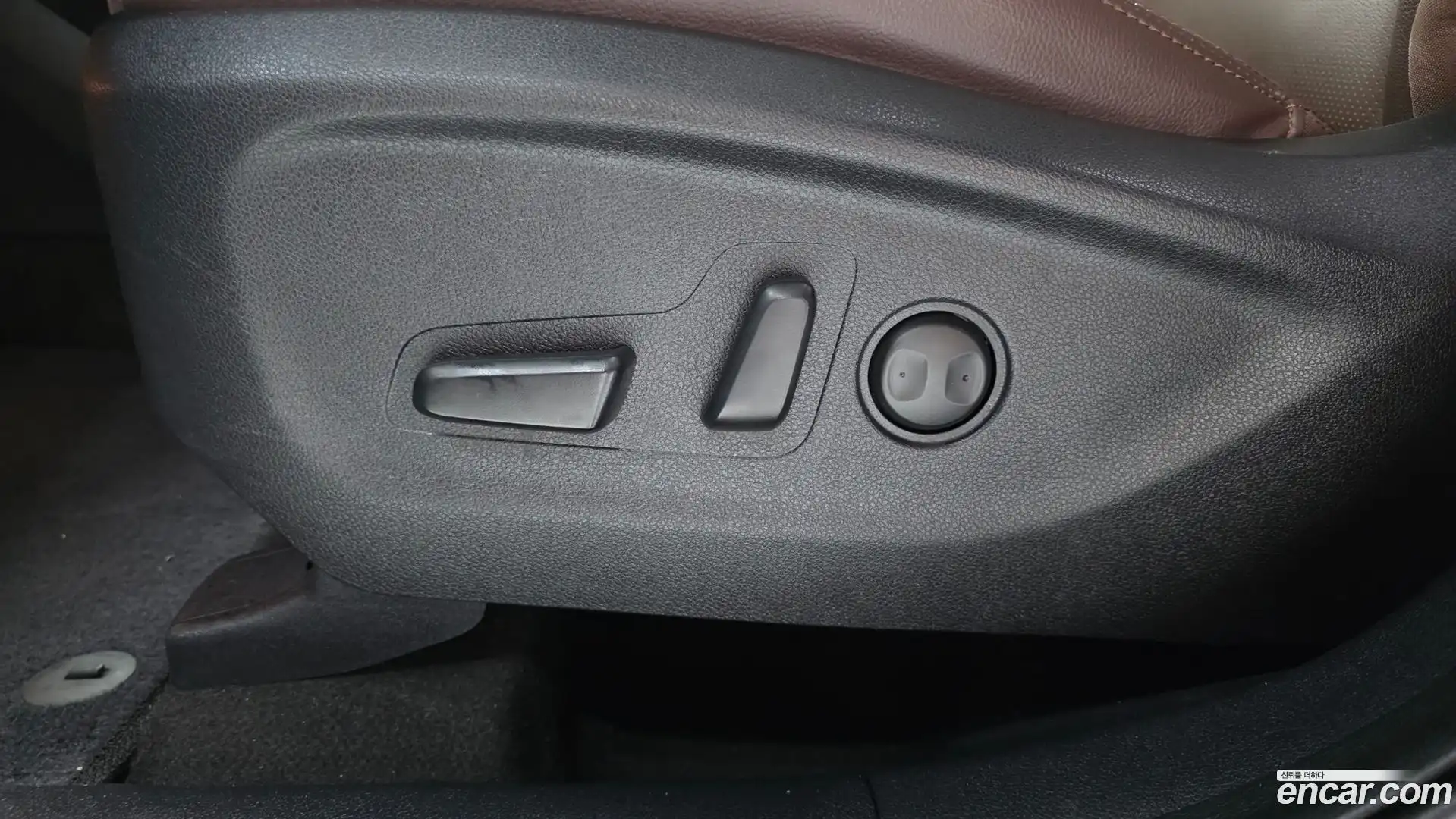 Sorento Kia 2017.0-OPTION-044