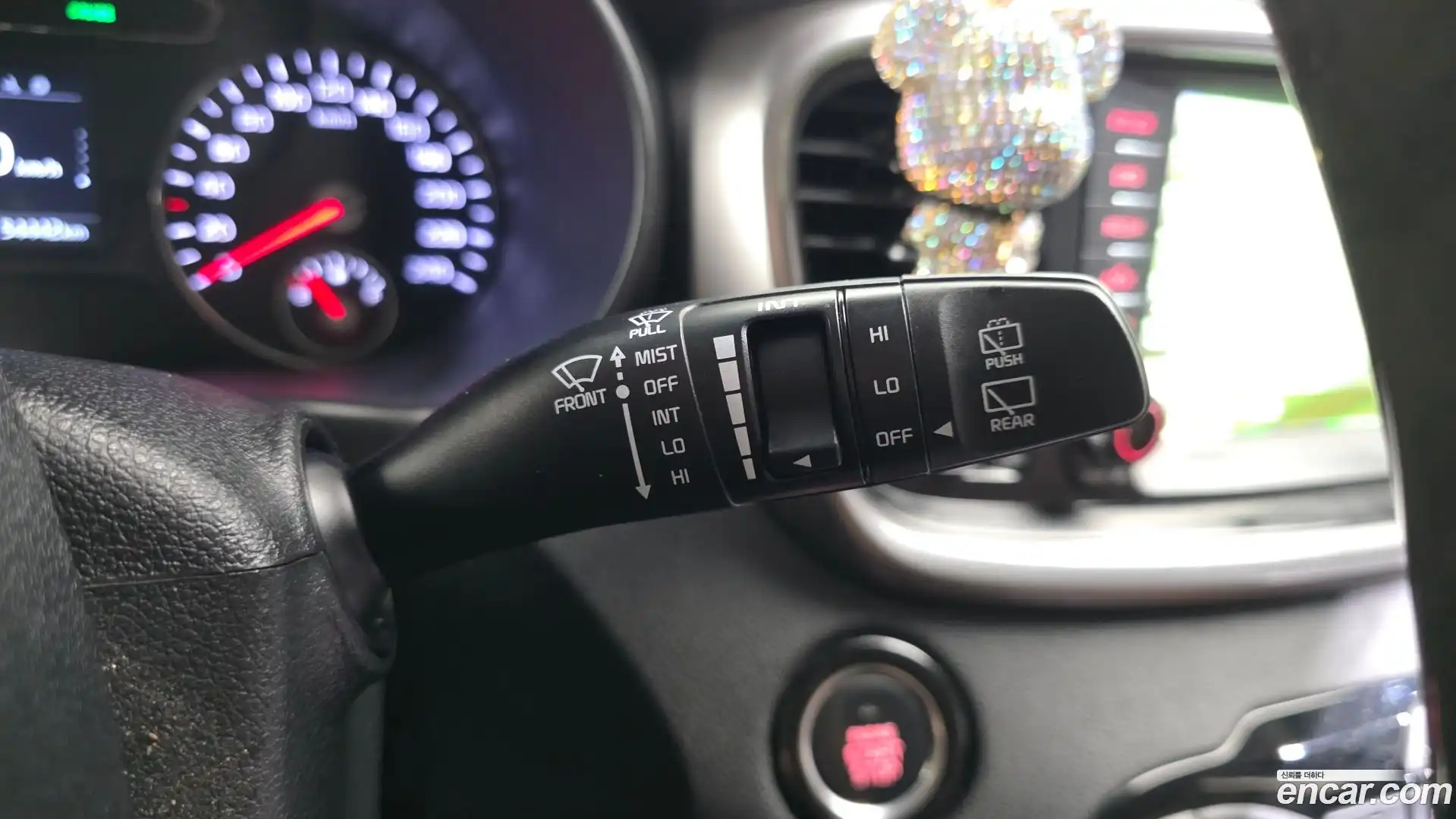 Sorento Kia 2017.0-OPTION-049