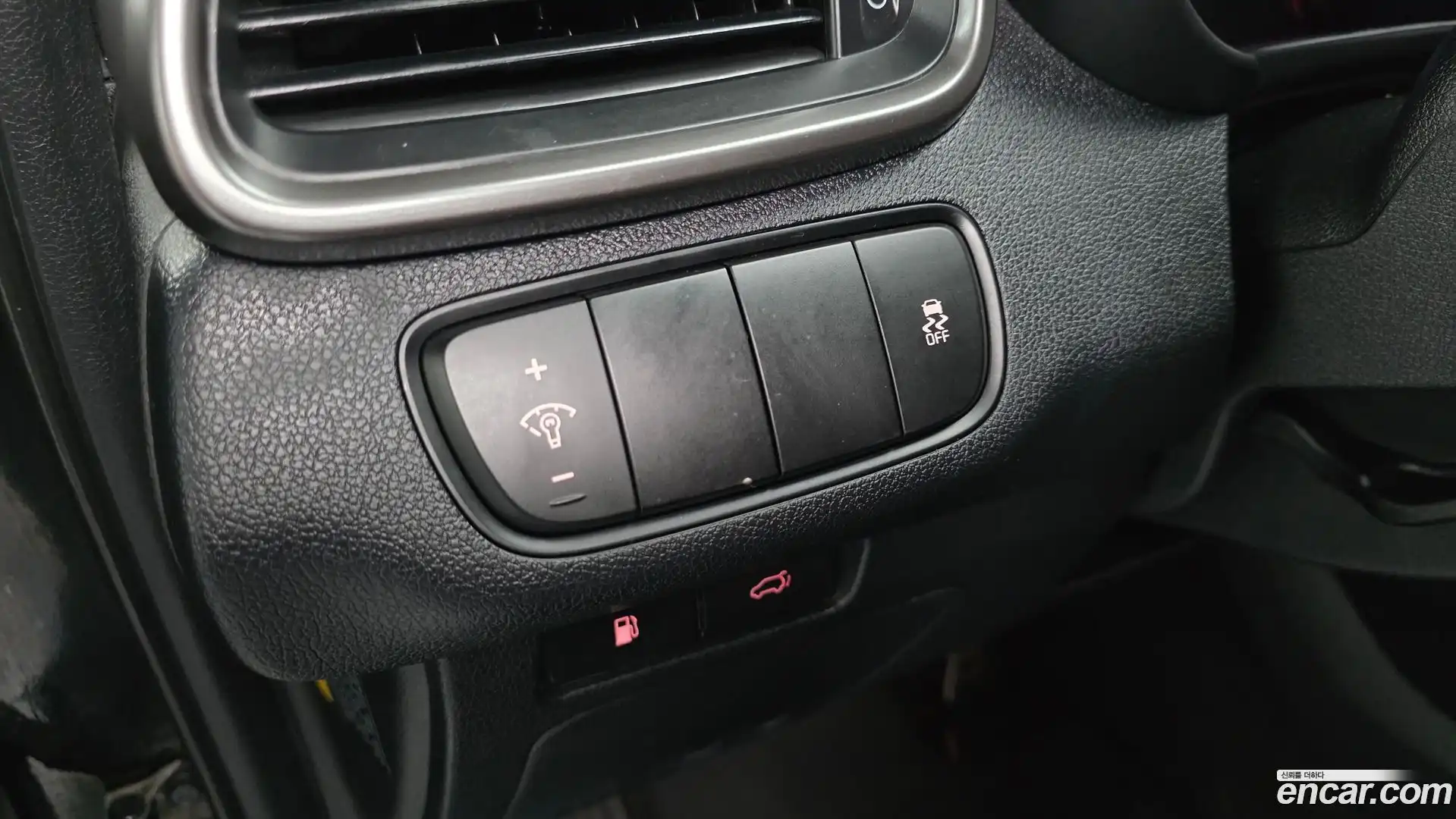 Sorento Kia 2017.0-OPTION-051