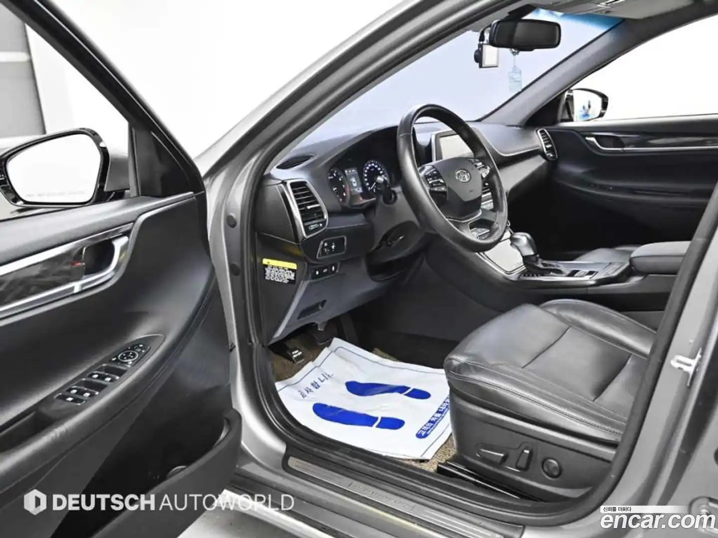 Grandeur Hyundai 2017.1-OPTION-015