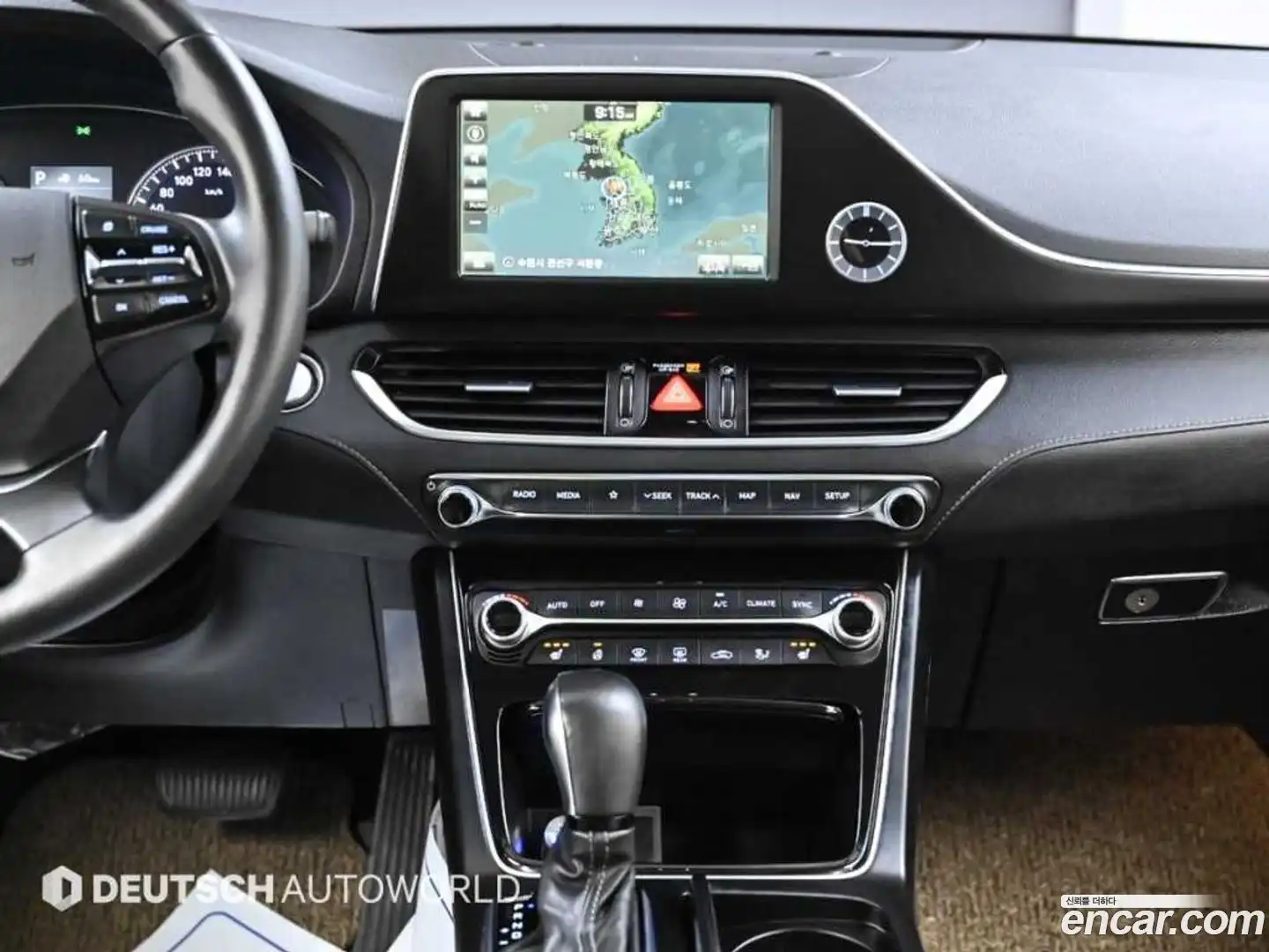 Grandeur Hyundai 2017.1-OPTION-018