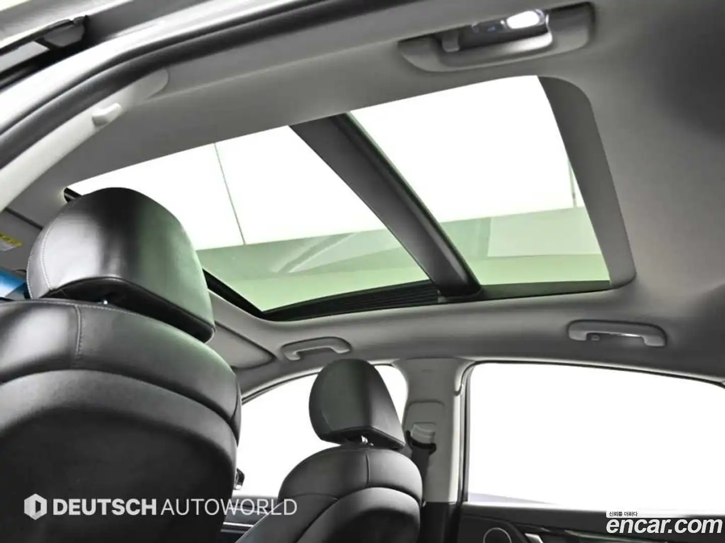 Grandeur Hyundai 2017.1-OPTION-022