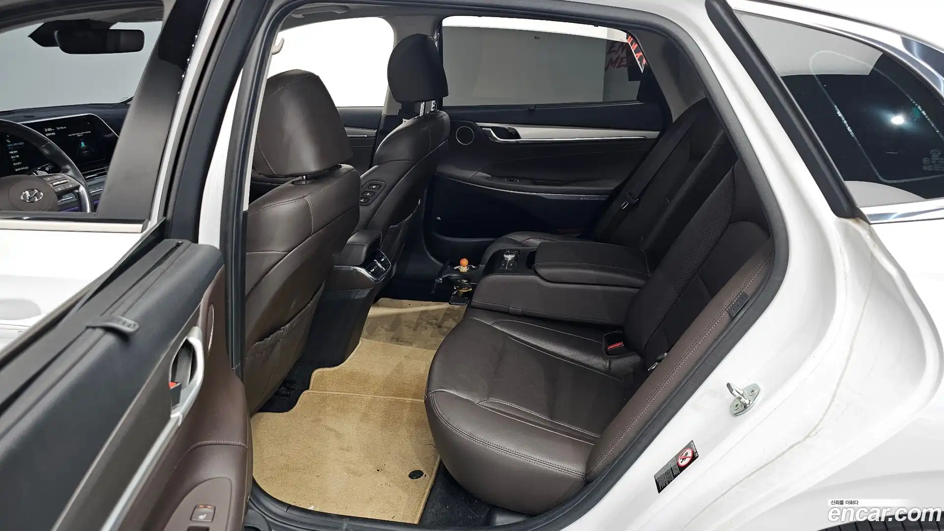 Grandeur Hyundai 2020.3-OPTION-015