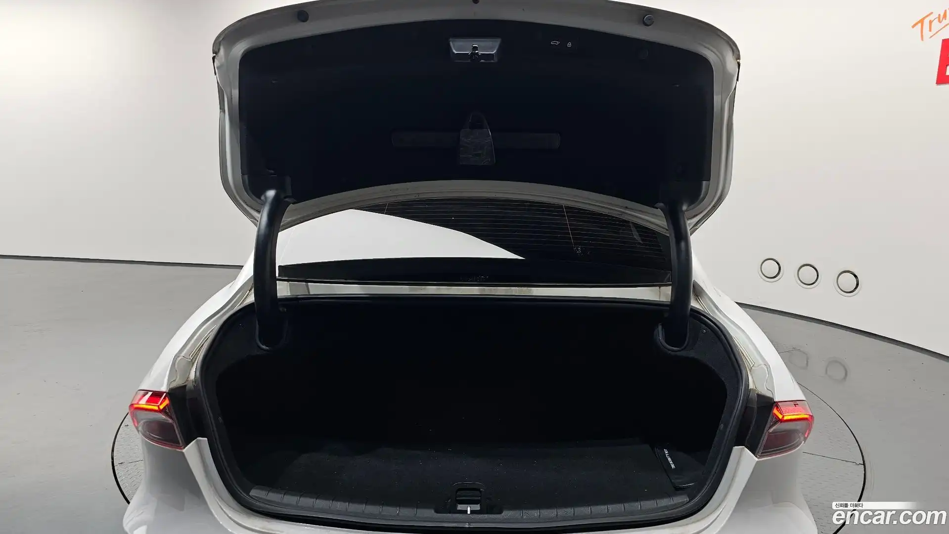 Grandeur Hyundai 2020.3-OPTION-021