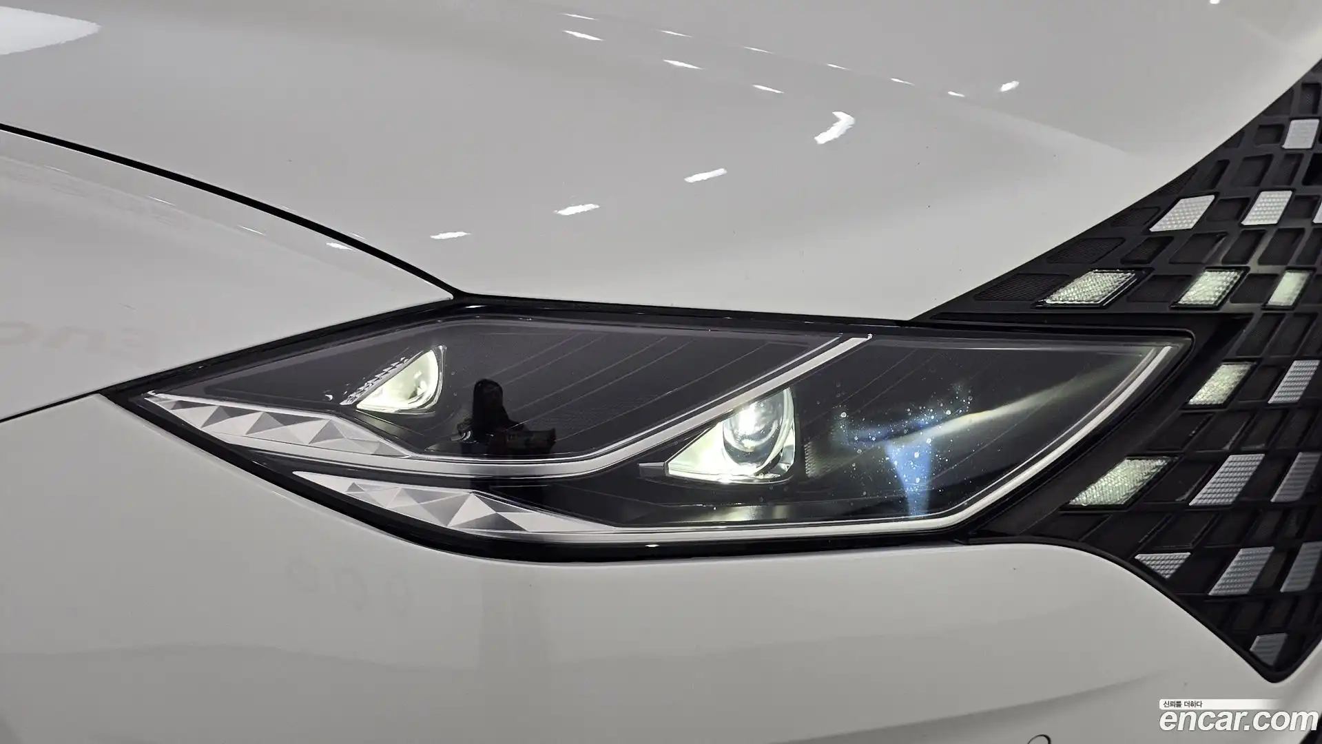 Grandeur Hyundai 2020.3-OUTER-032