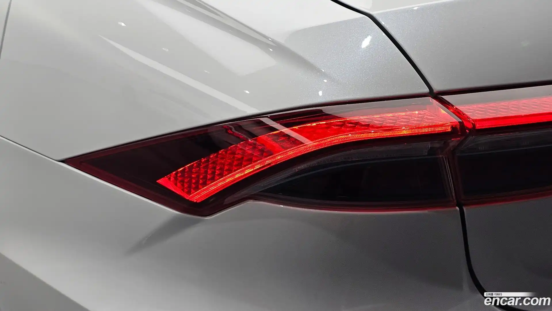 Grandeur Hyundai 2020.3-OUTER-033