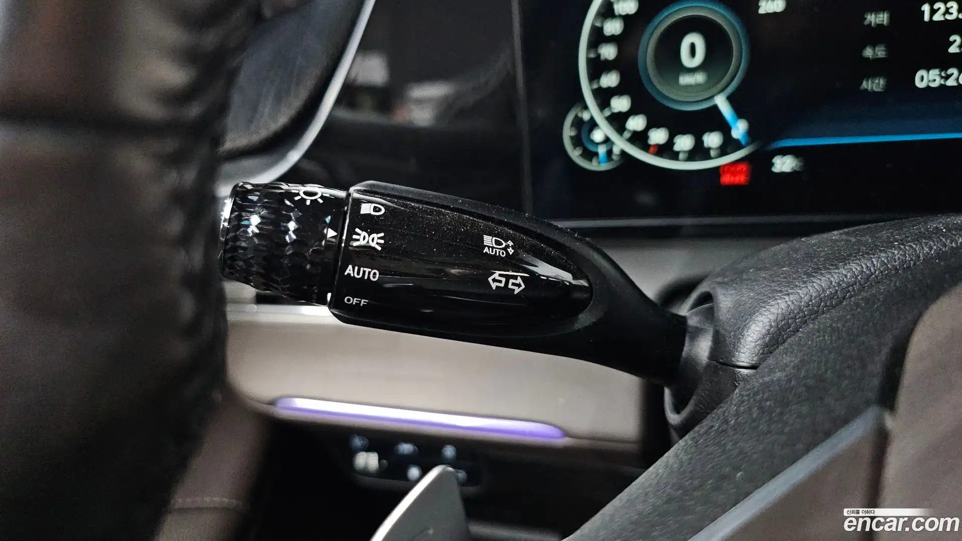 Grandeur Hyundai 2020.3-OPTION-042
