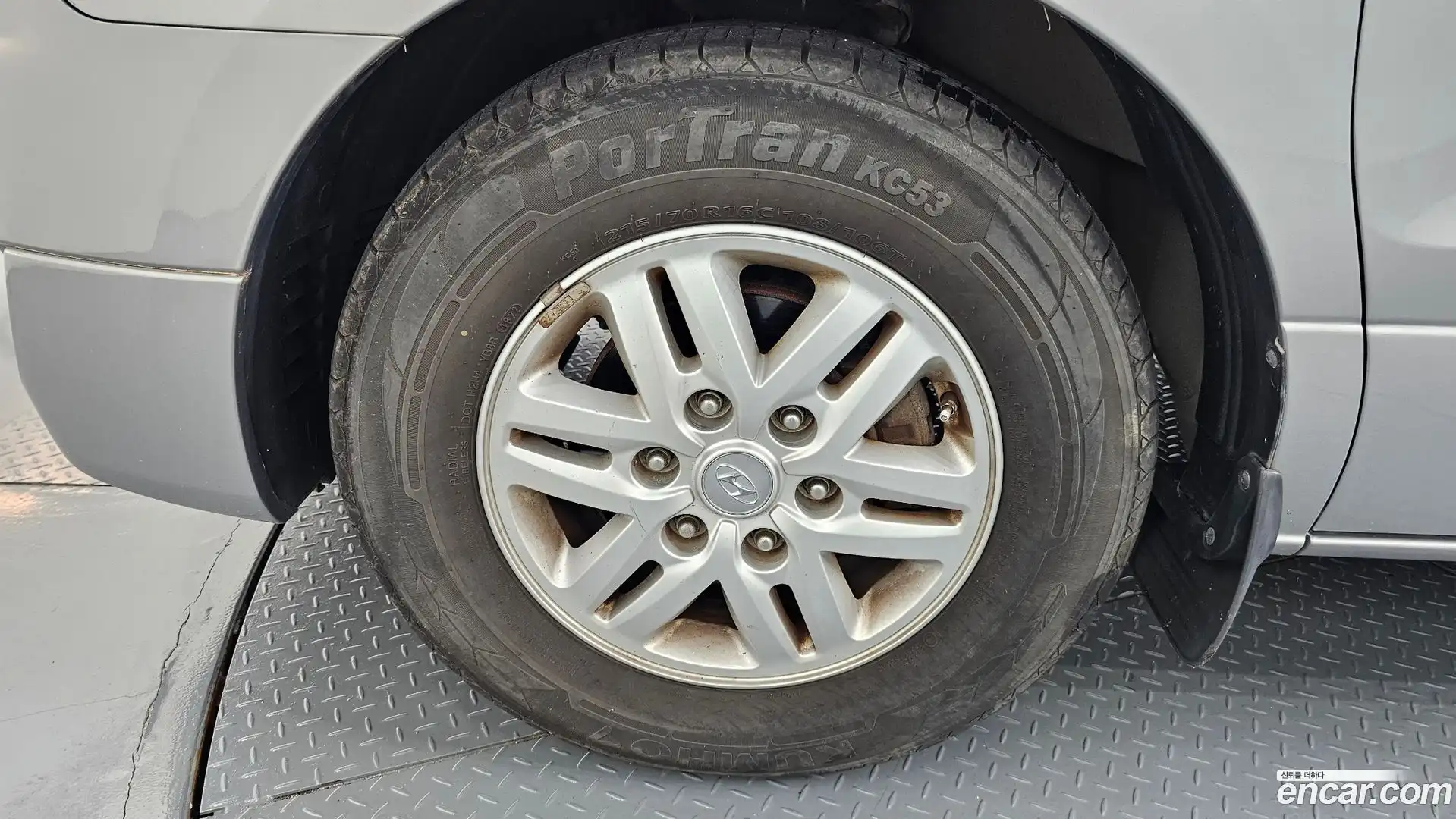 Starex Hyundai 2015.8-OUTER-005