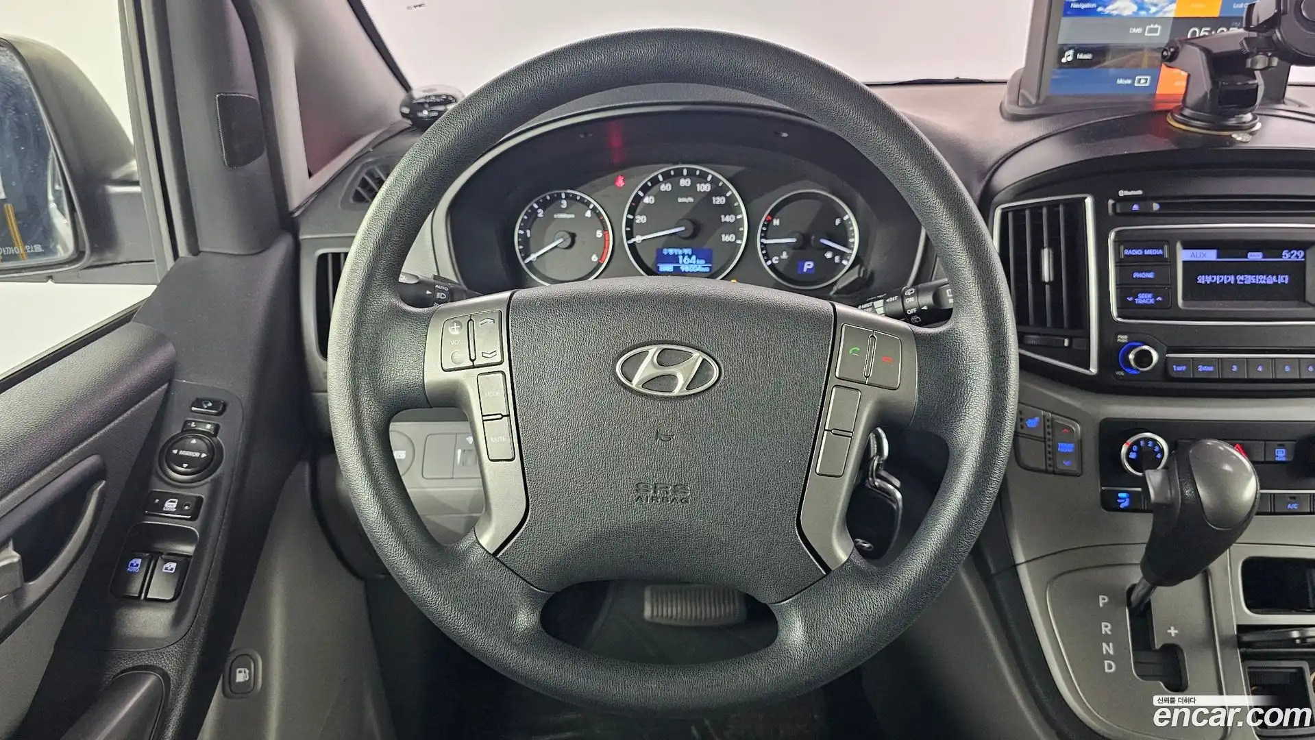 Starex Hyundai 2015.8-OPTION-018
