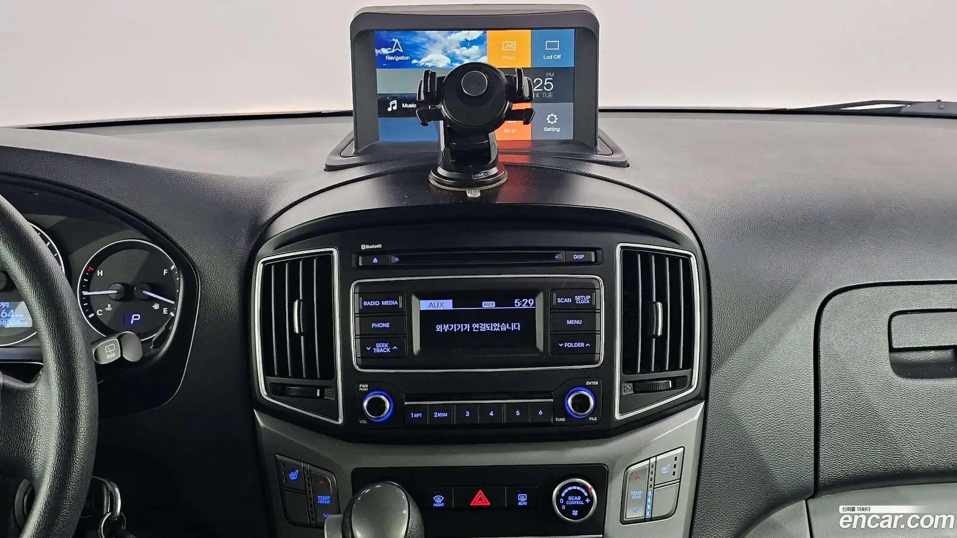Starex Hyundai 2015.8-OPTION-019