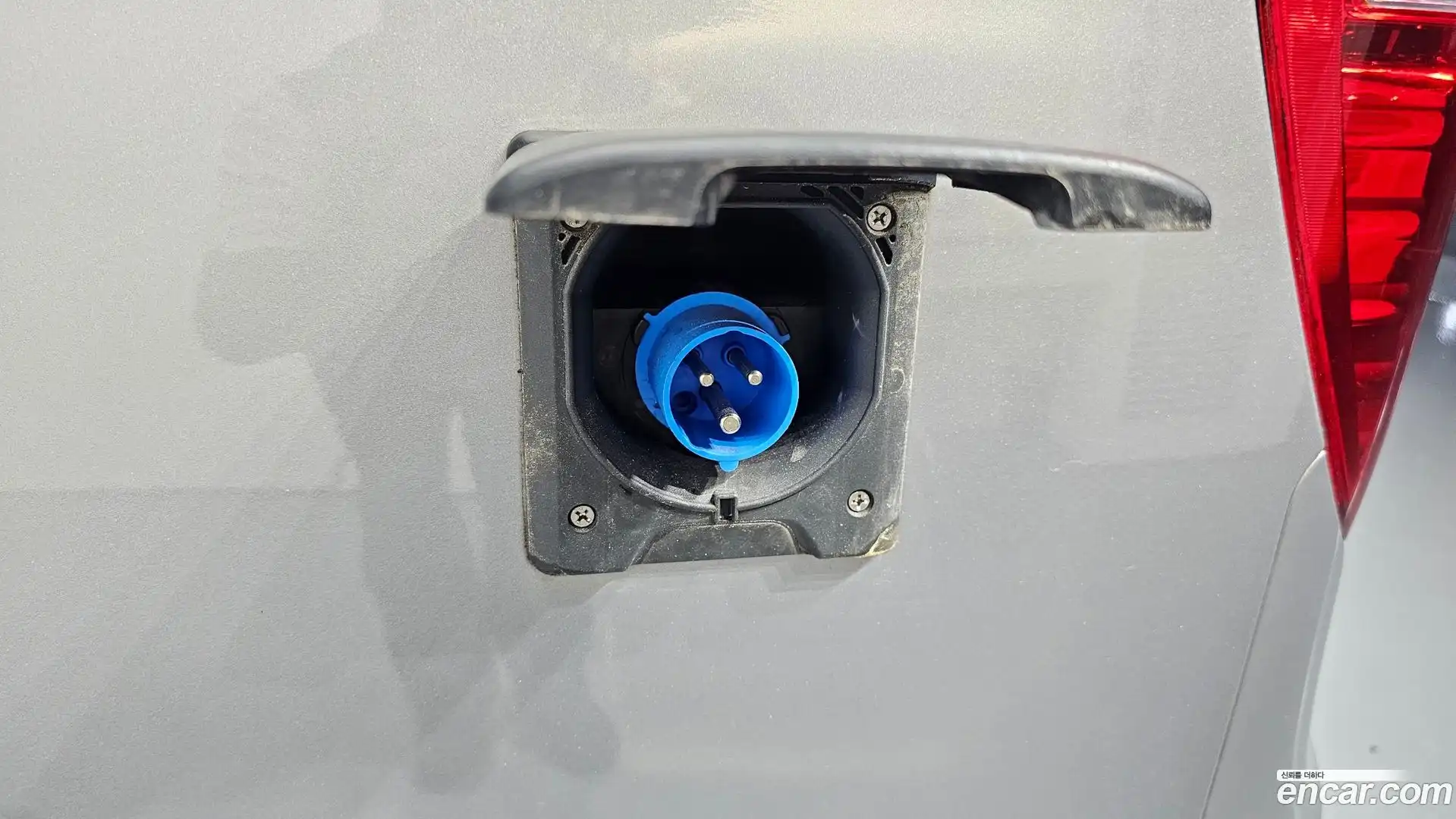 Starex Hyundai 2015.8-OPTION-022