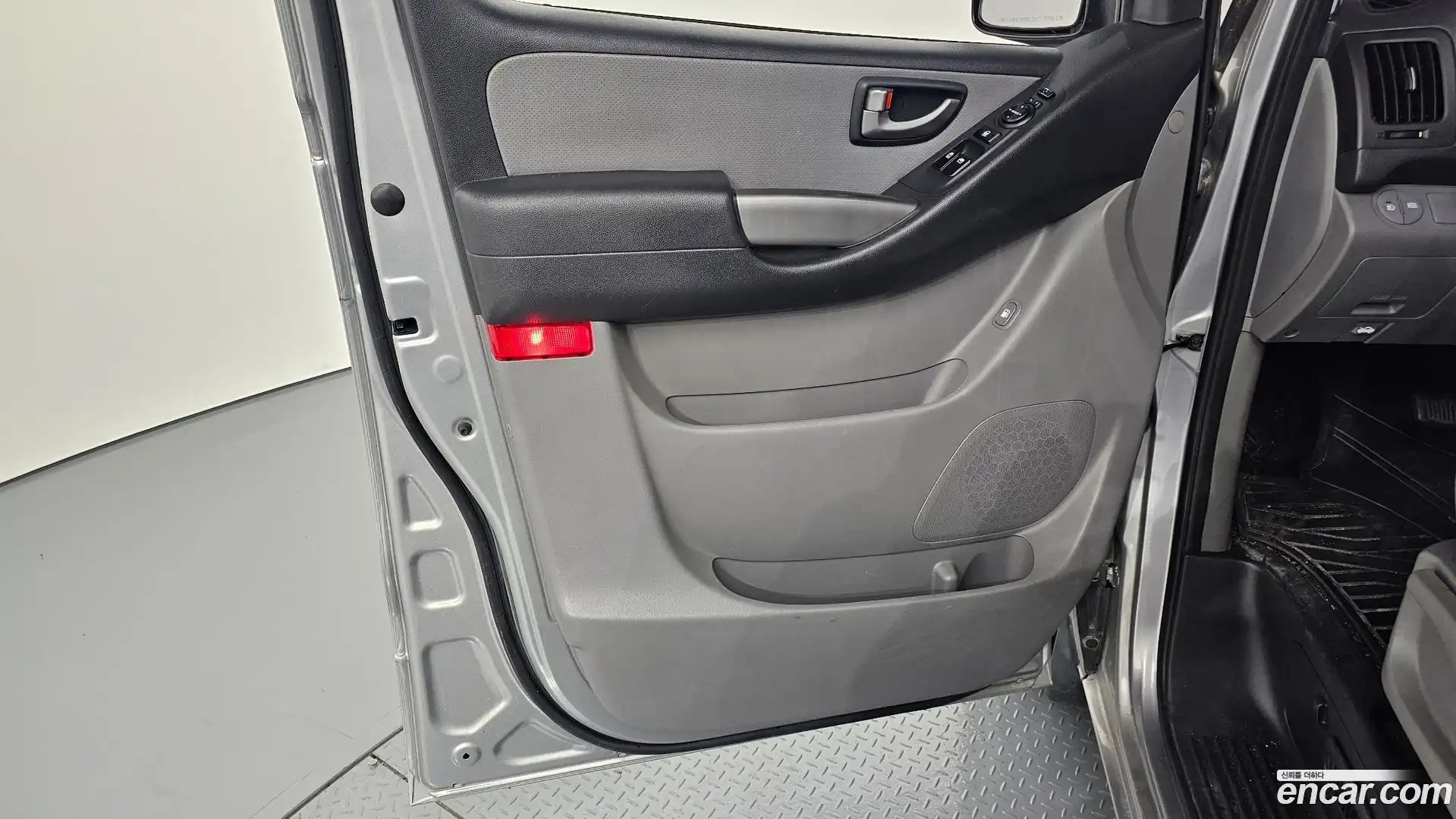 Starex Hyundai 2015.8-INNER-034
