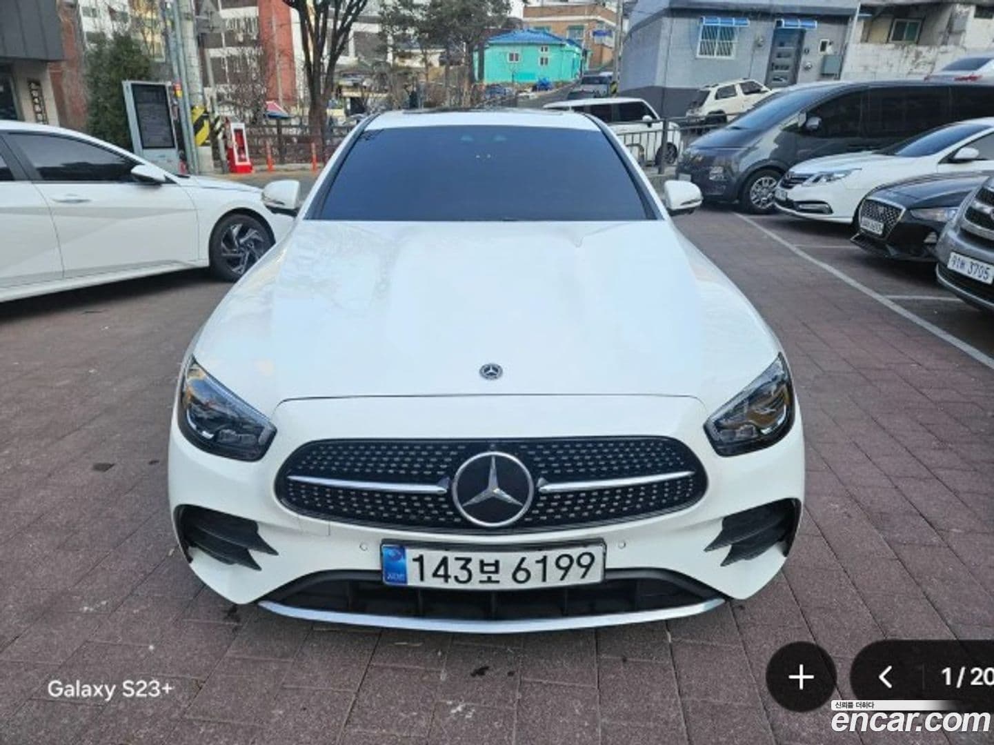 Main__Slider__Photo:E-Class Mercedes-Benz 2020.10-0