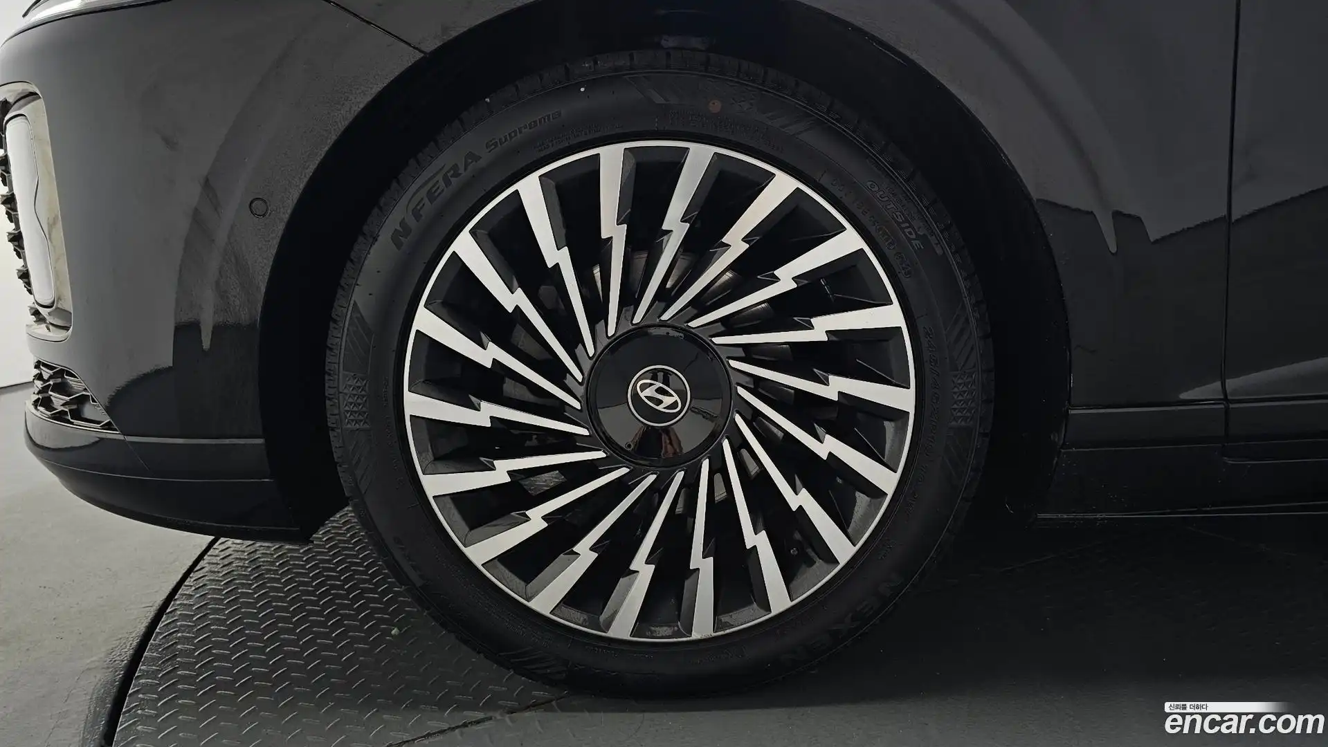 Grandeur Hyundai 2023.0-OUTER-005
