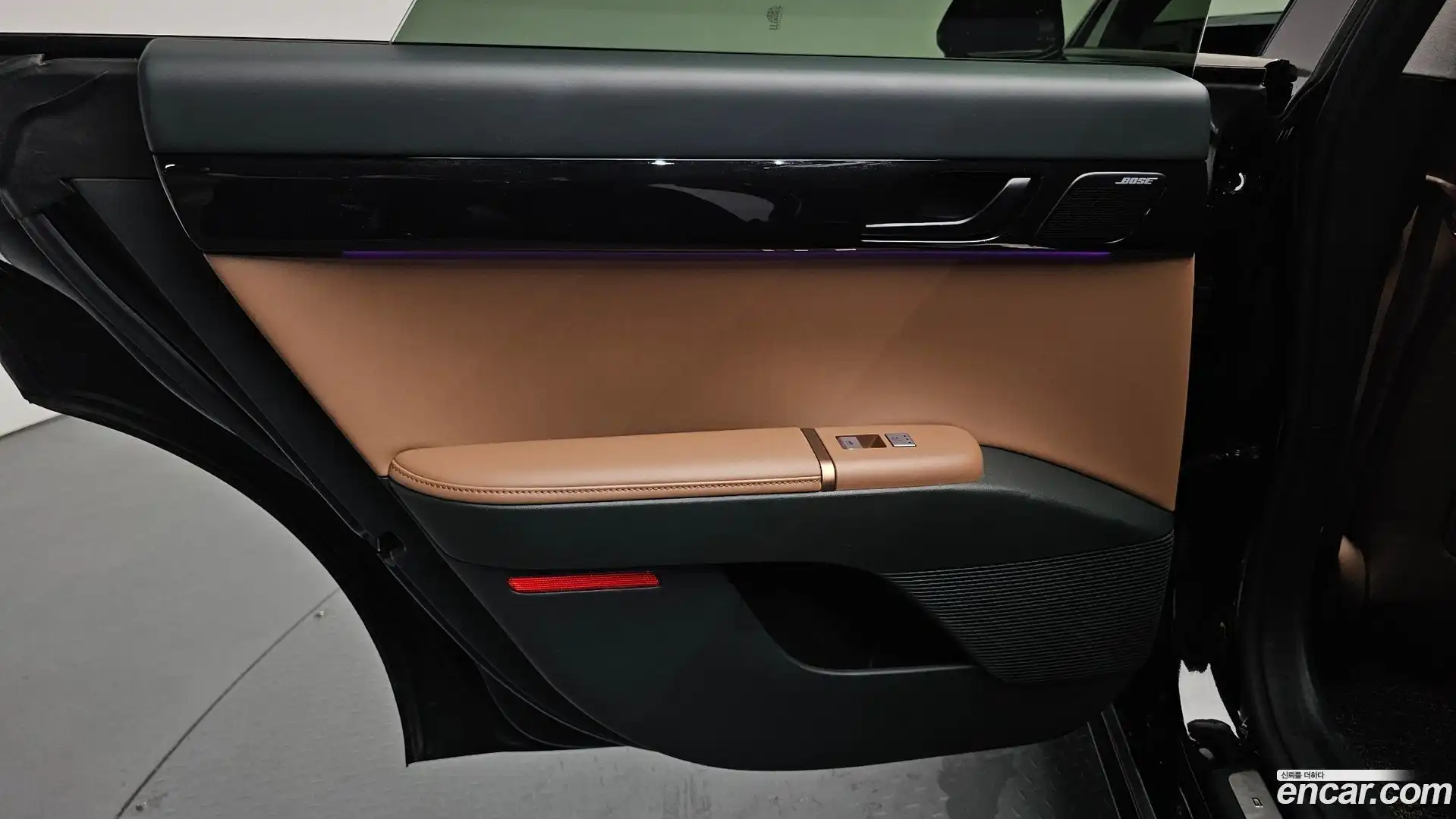 Grandeur Hyundai 2023.0-INNER-035
