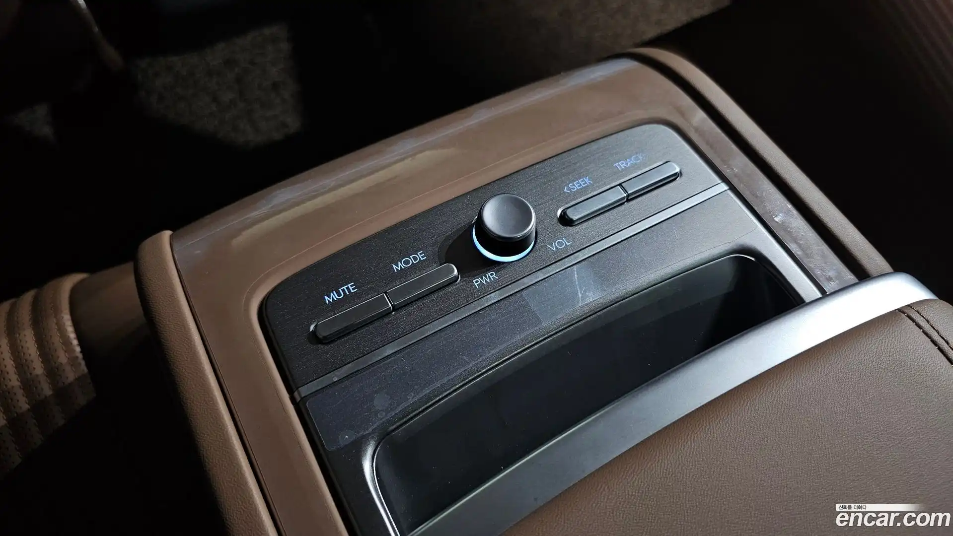 Grandeur Hyundai 2023.0-OPTION-051