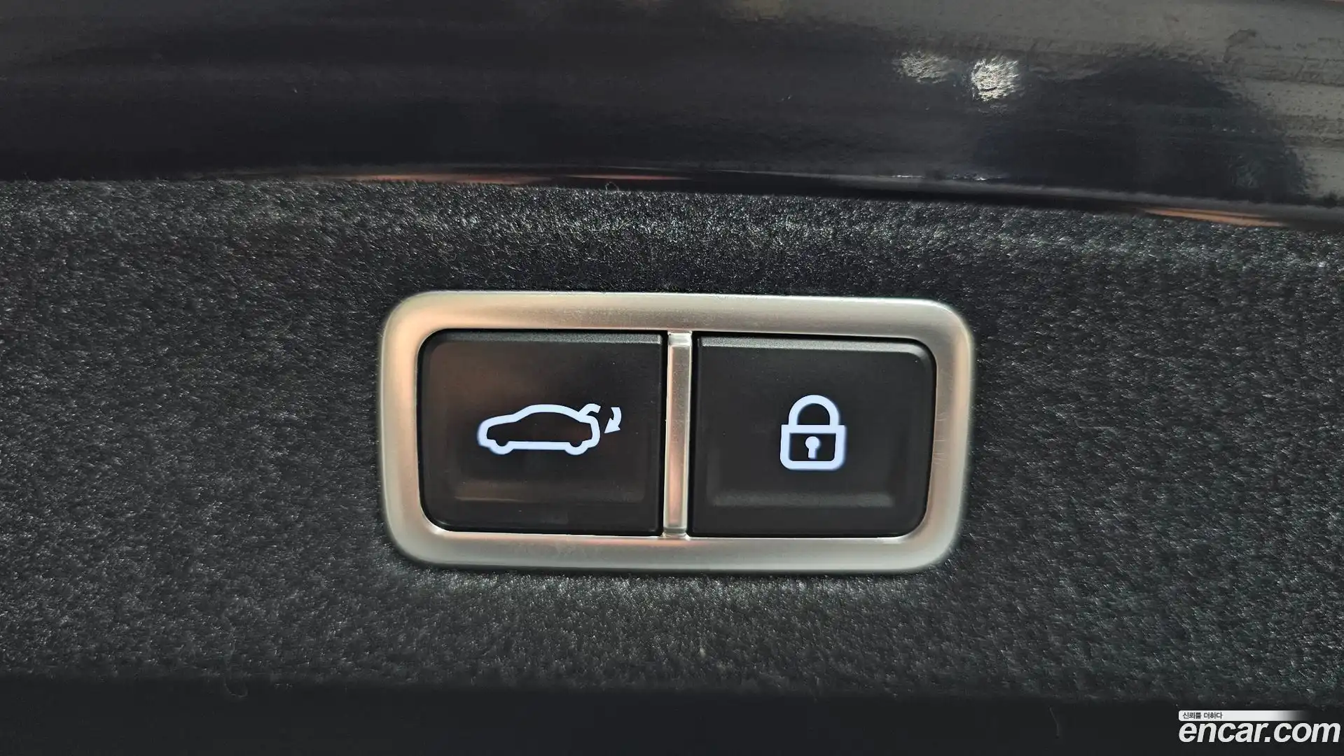Grandeur Hyundai 2023.0-OPTION-055