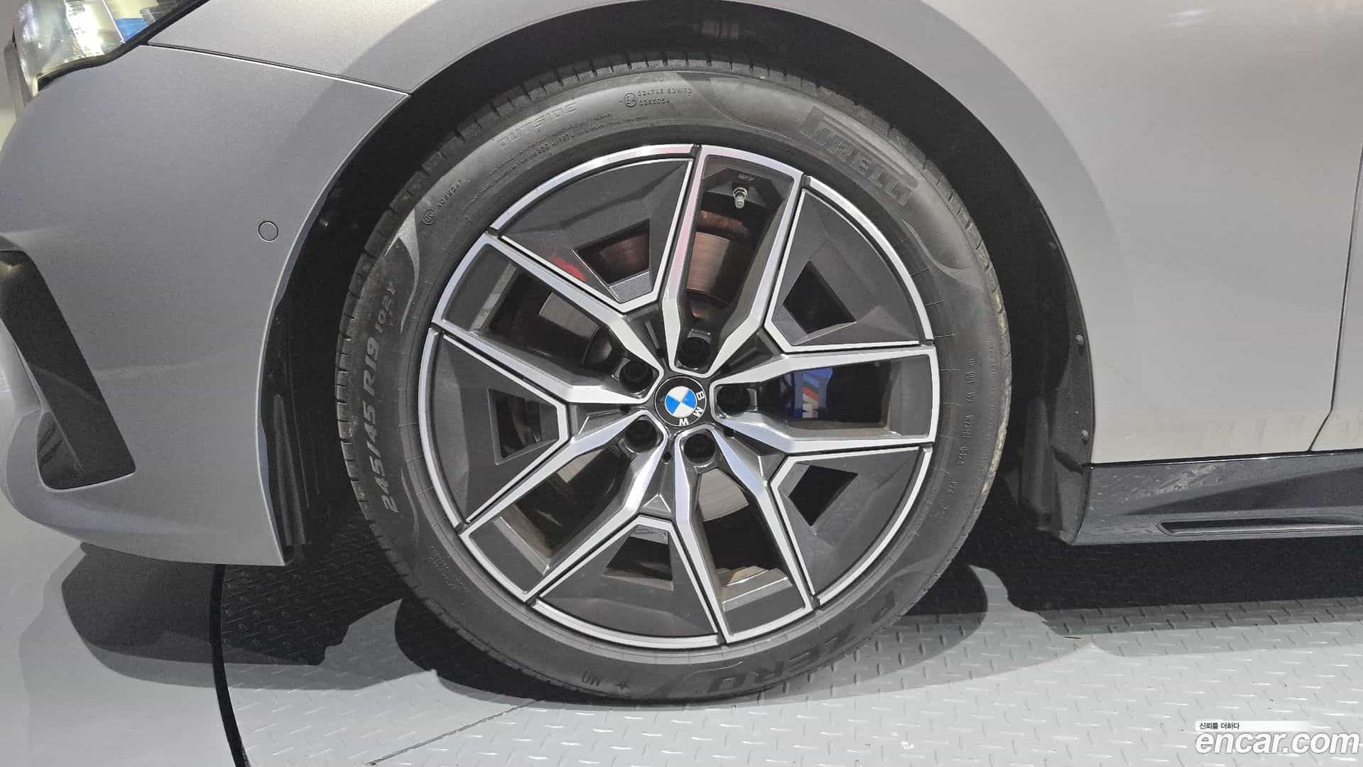 5-Series BMW 2025.4-OUTER-005