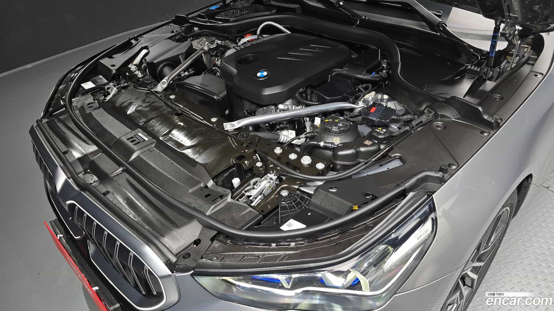 5-Series BMW 2025.4-OUTER-006
