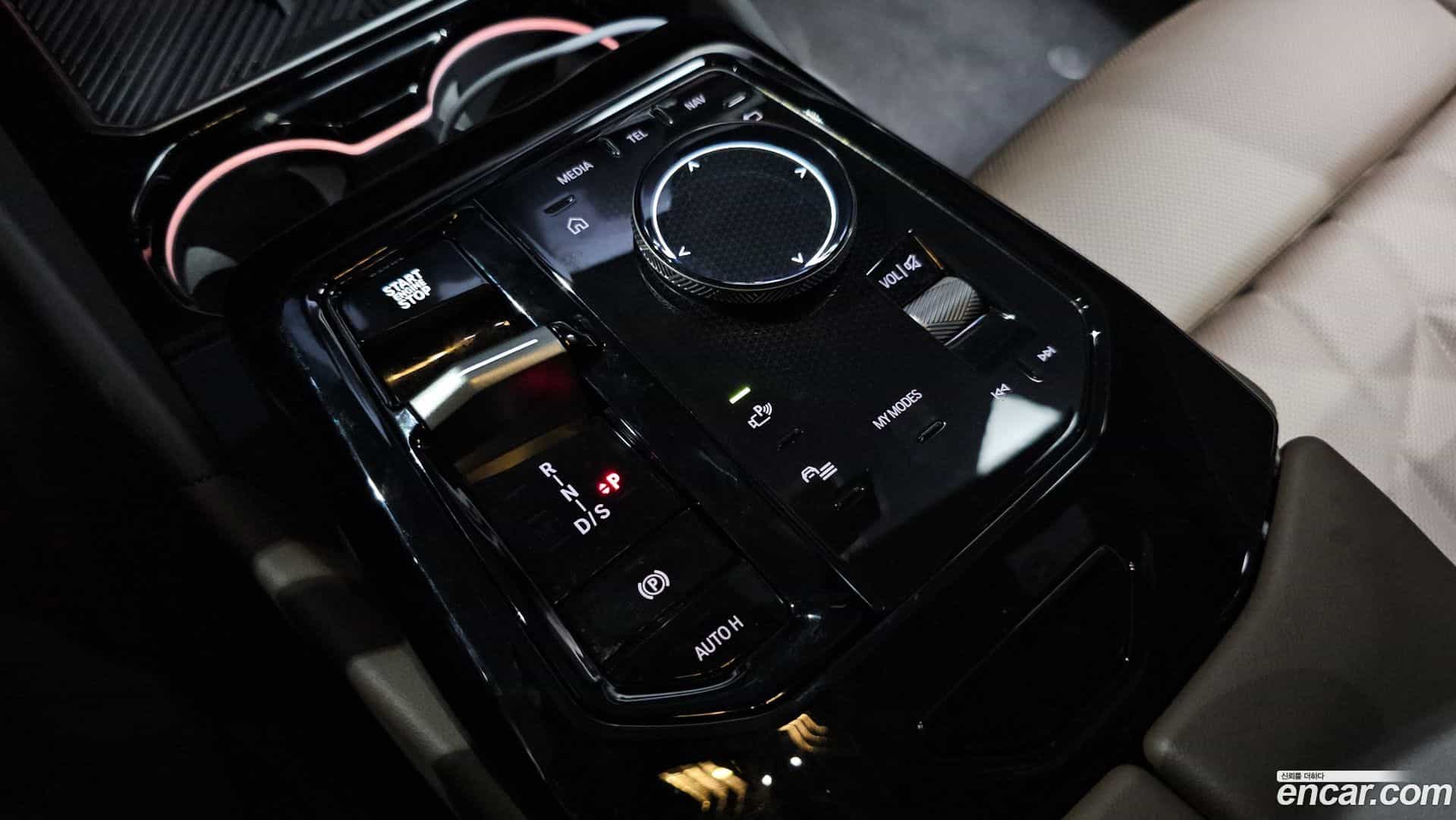 5-Series BMW 2025.4-INNER-009