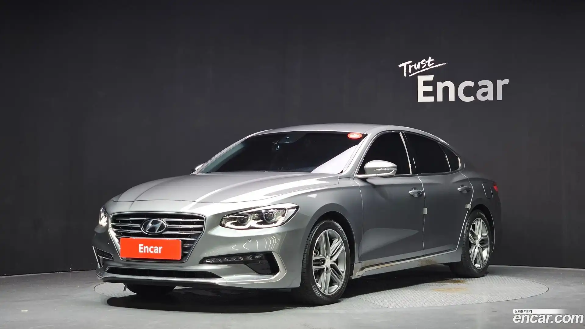 Grandeur Hyundai 2018.4-OUTER-001
