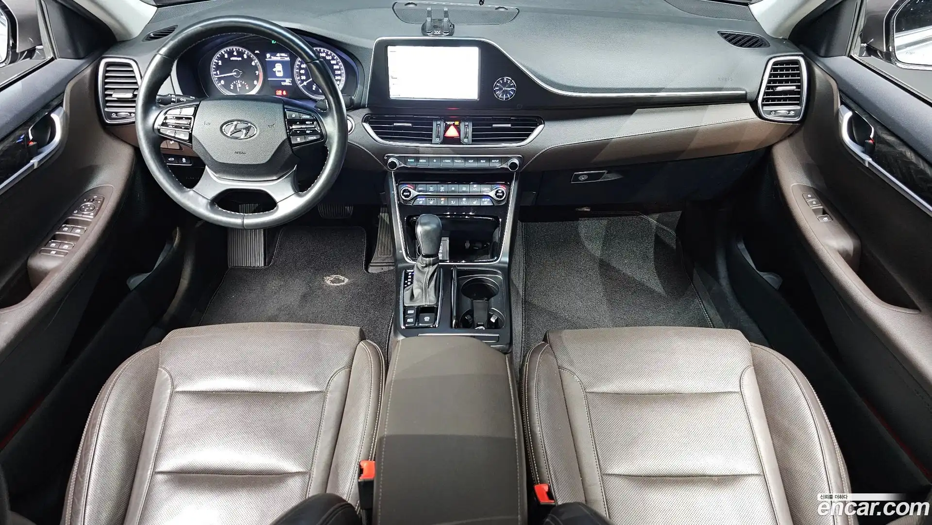 Grandeur Hyundai 2018.4-INNER-007