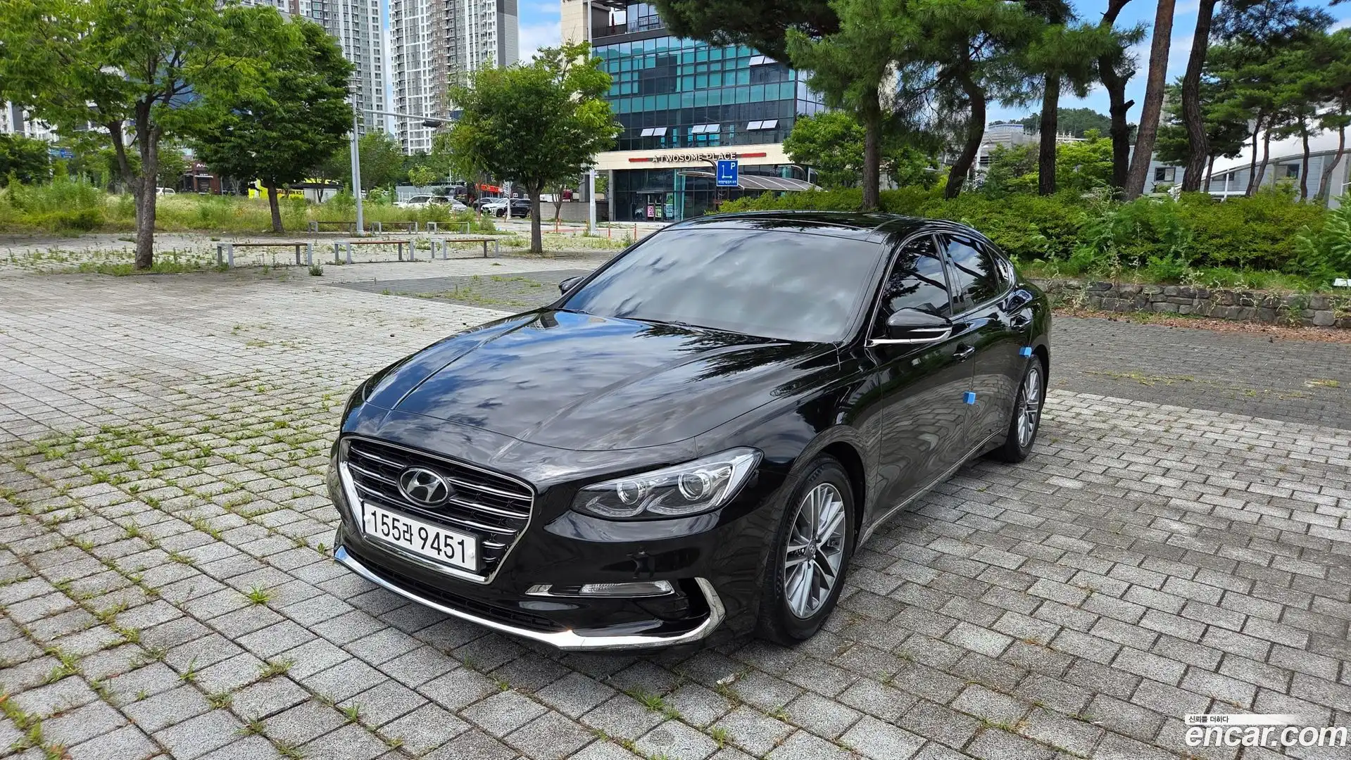 Grandeur Hyundai 2017.11-OUTER-001