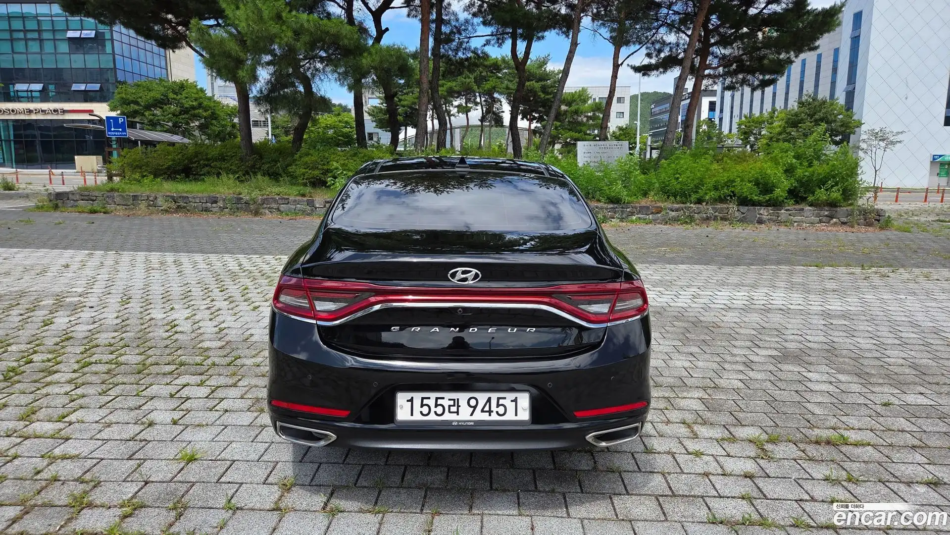 Grandeur Hyundai 2017.11-OUTER-003