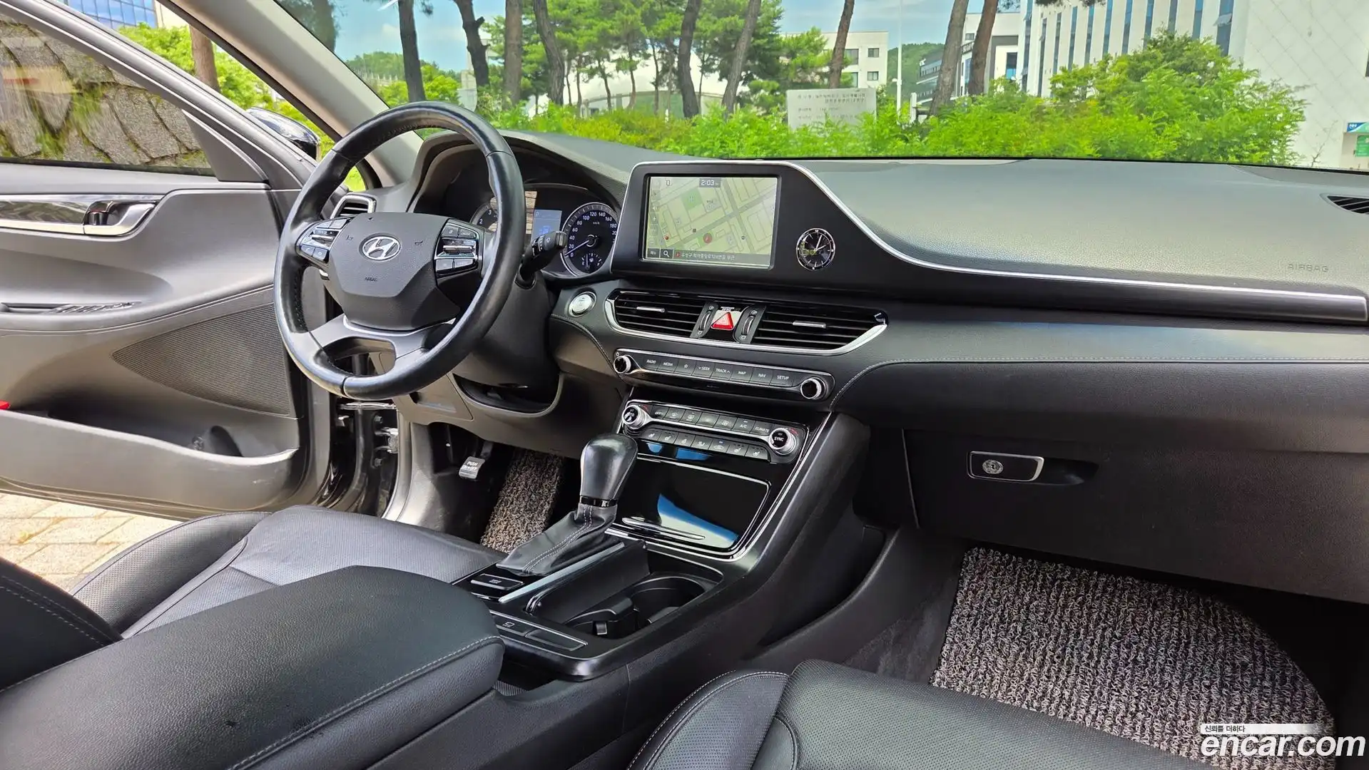 Grandeur Hyundai 2017.11-OPTION-017