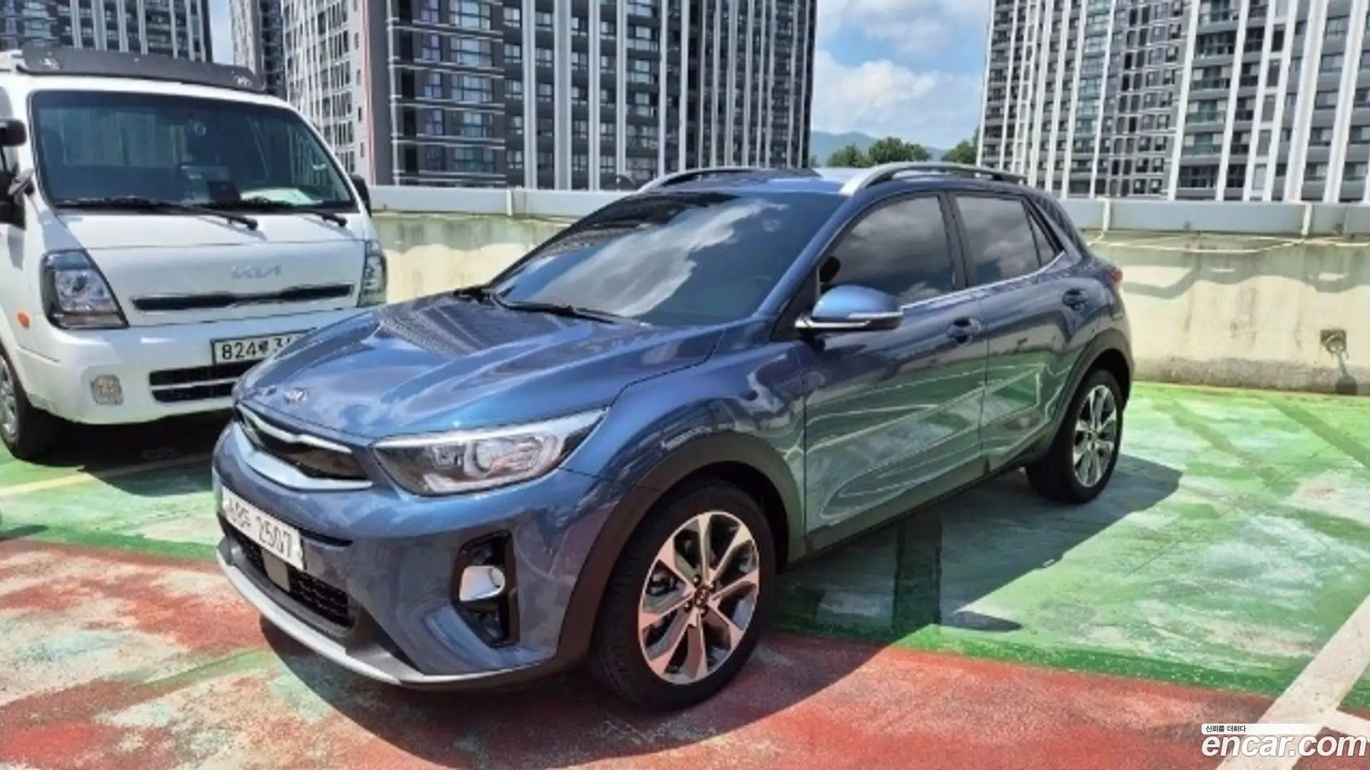 Main__Slider__Photo:Stonic Kia 2018.7-0