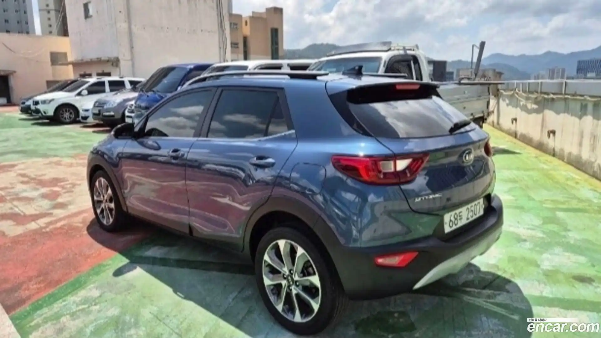 Stonic Kia 2018.7-OUTER-006