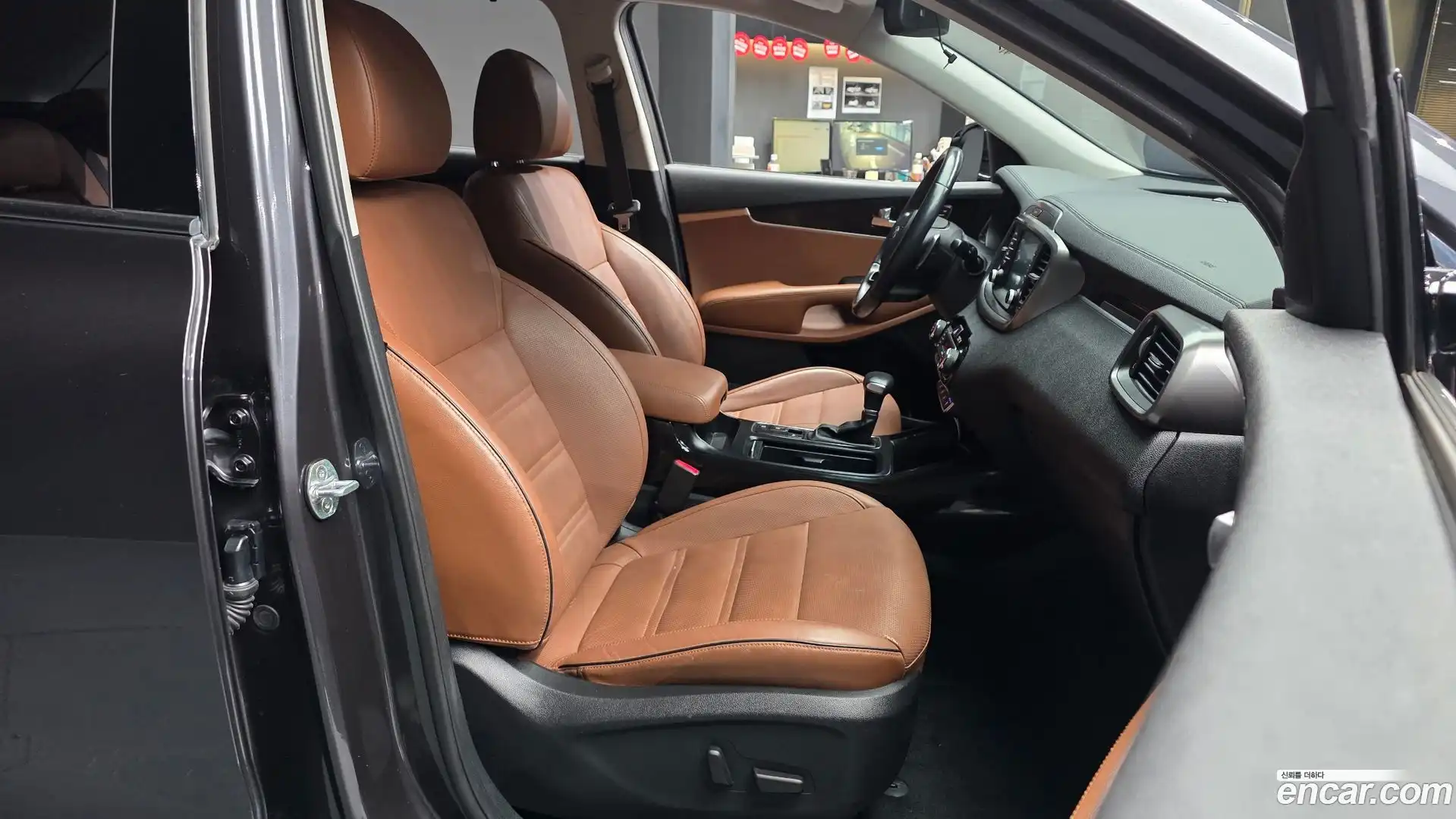 Sorento Kia 2018.0-OPTION-015