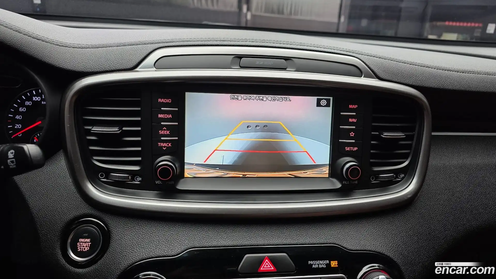 Sorento Kia 2018.0-OPTION-019