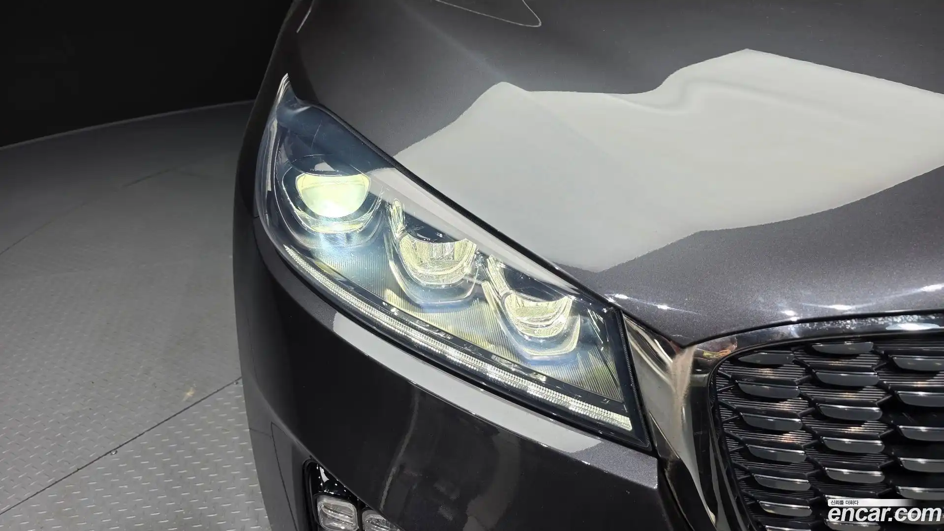 Sorento Kia 2018.0-OUTER-032