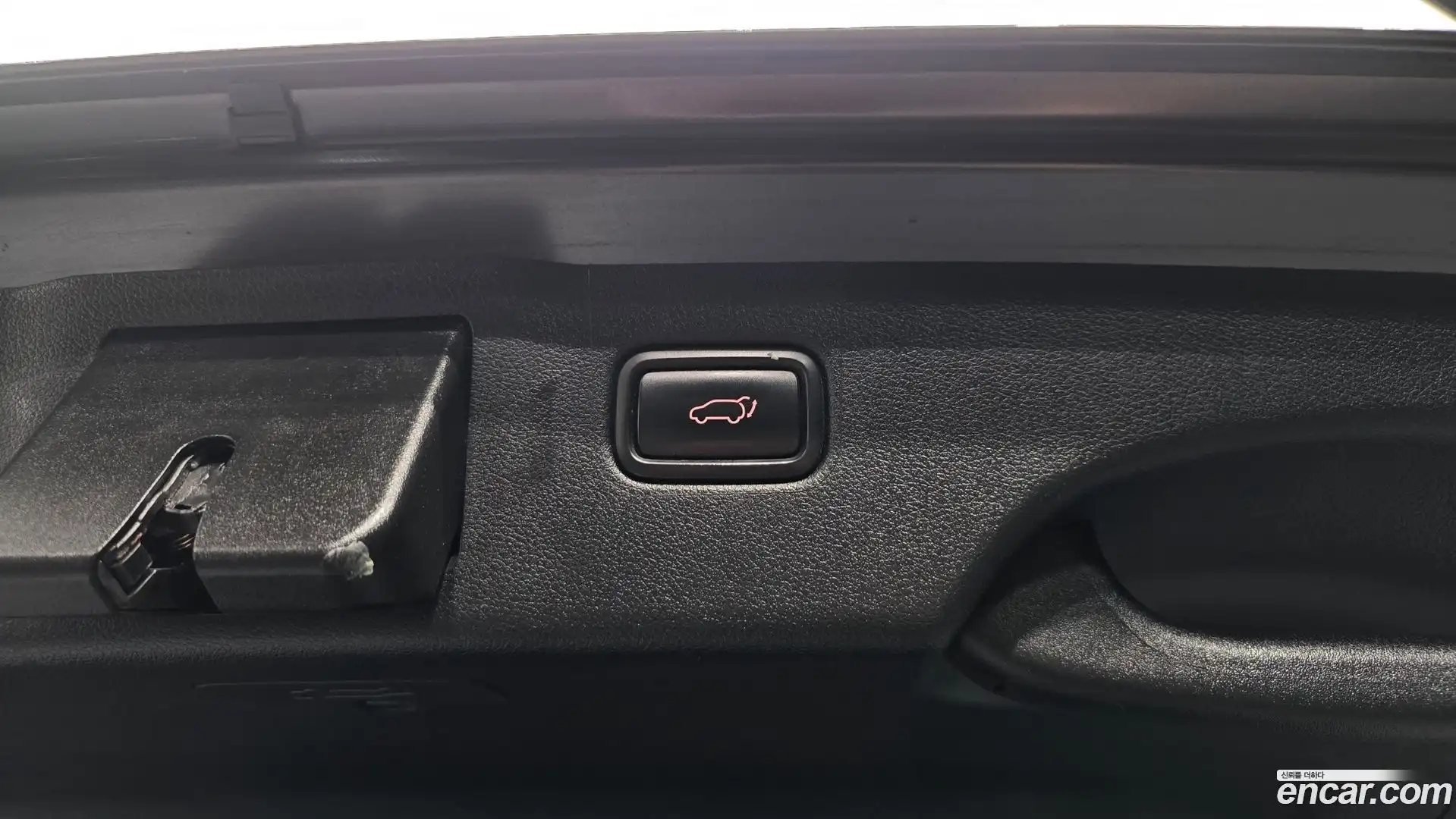 Sorento Kia 2018.0-OPTION-045