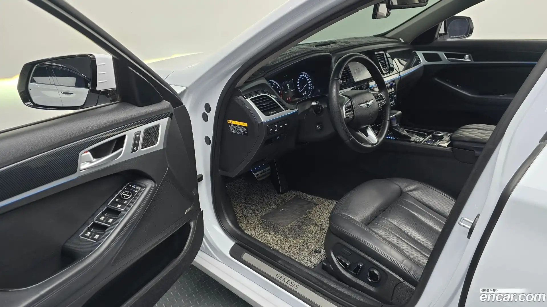 Genesis Hyundai 2014.5-INNER-010