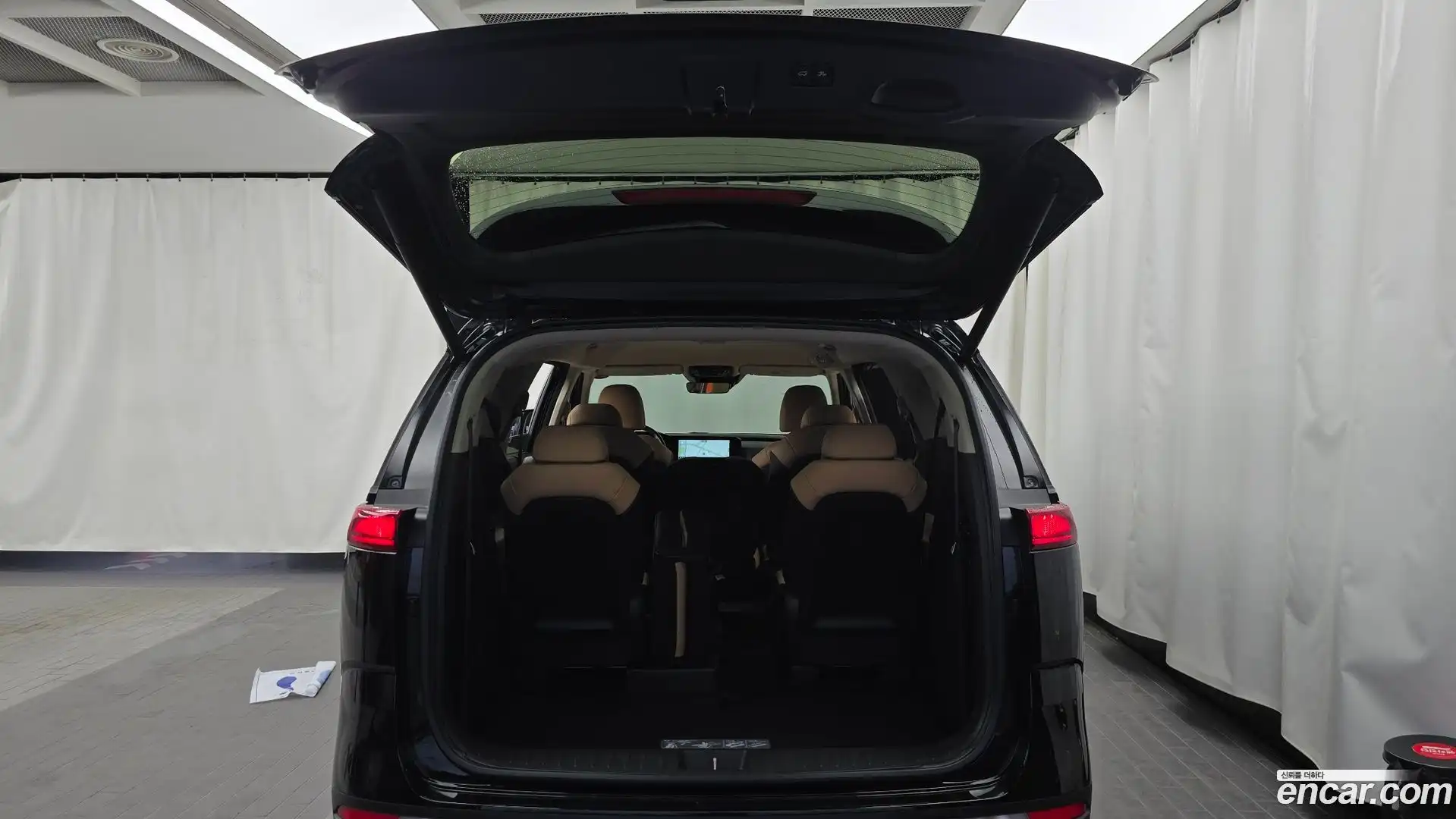 Canival Kia 2022.4-OPTION-024