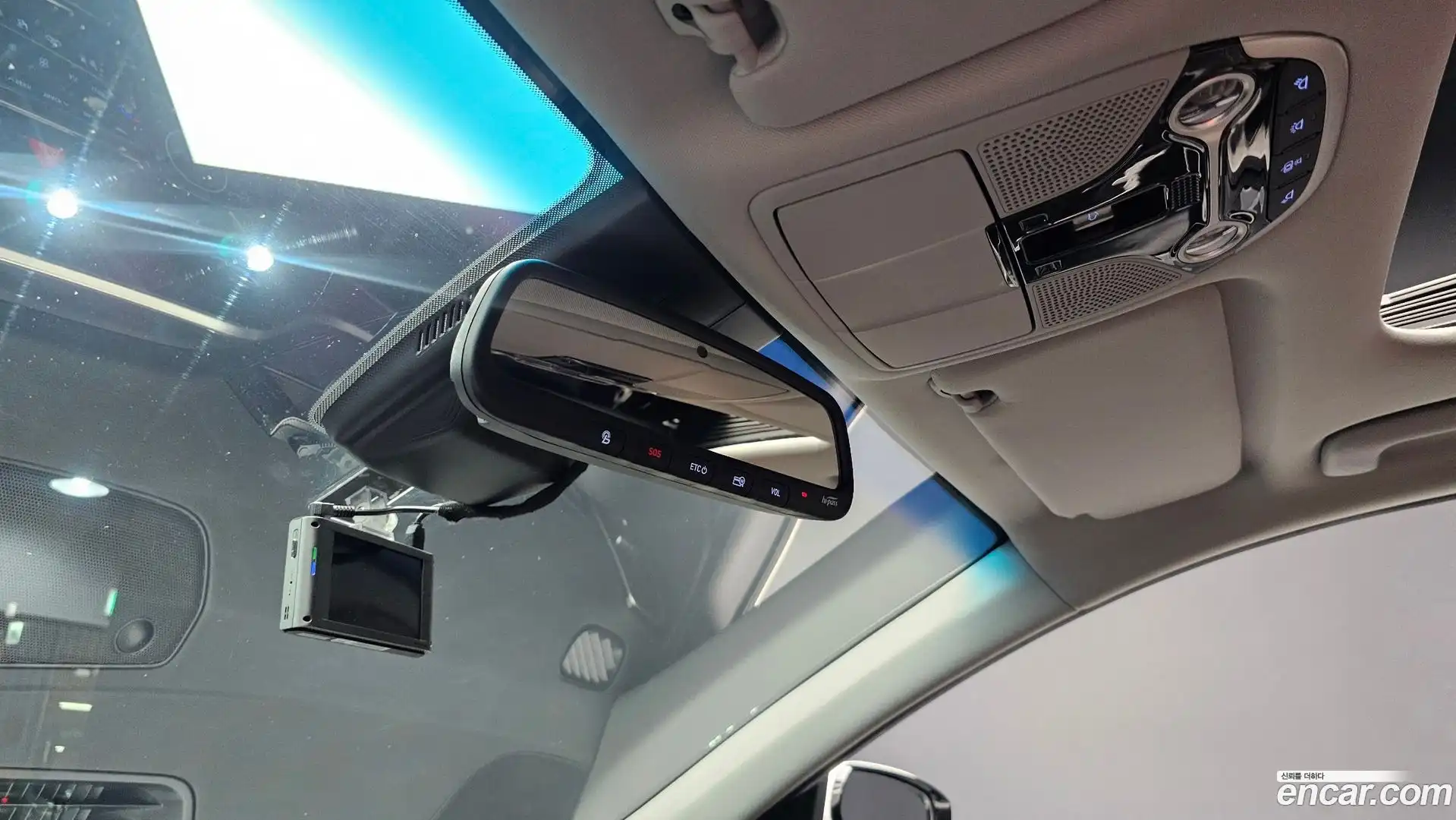 Grandeur Hyundai 2019.6-OPTION-024