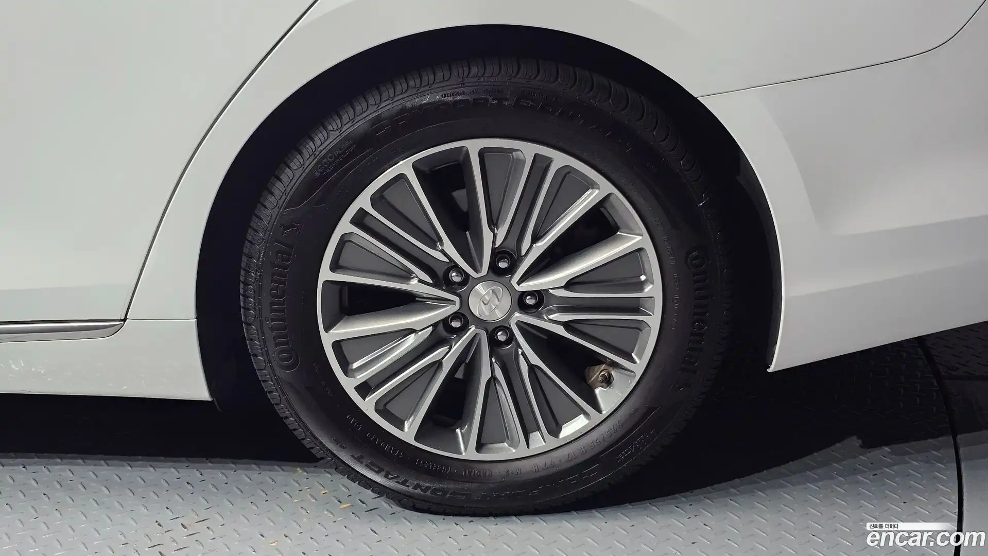 Grandeur Hyundai 2019.6-OUTER-031
