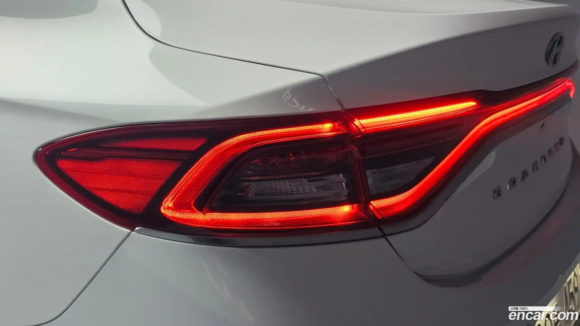 Grandeur Hyundai 2019.6-OUTER-033