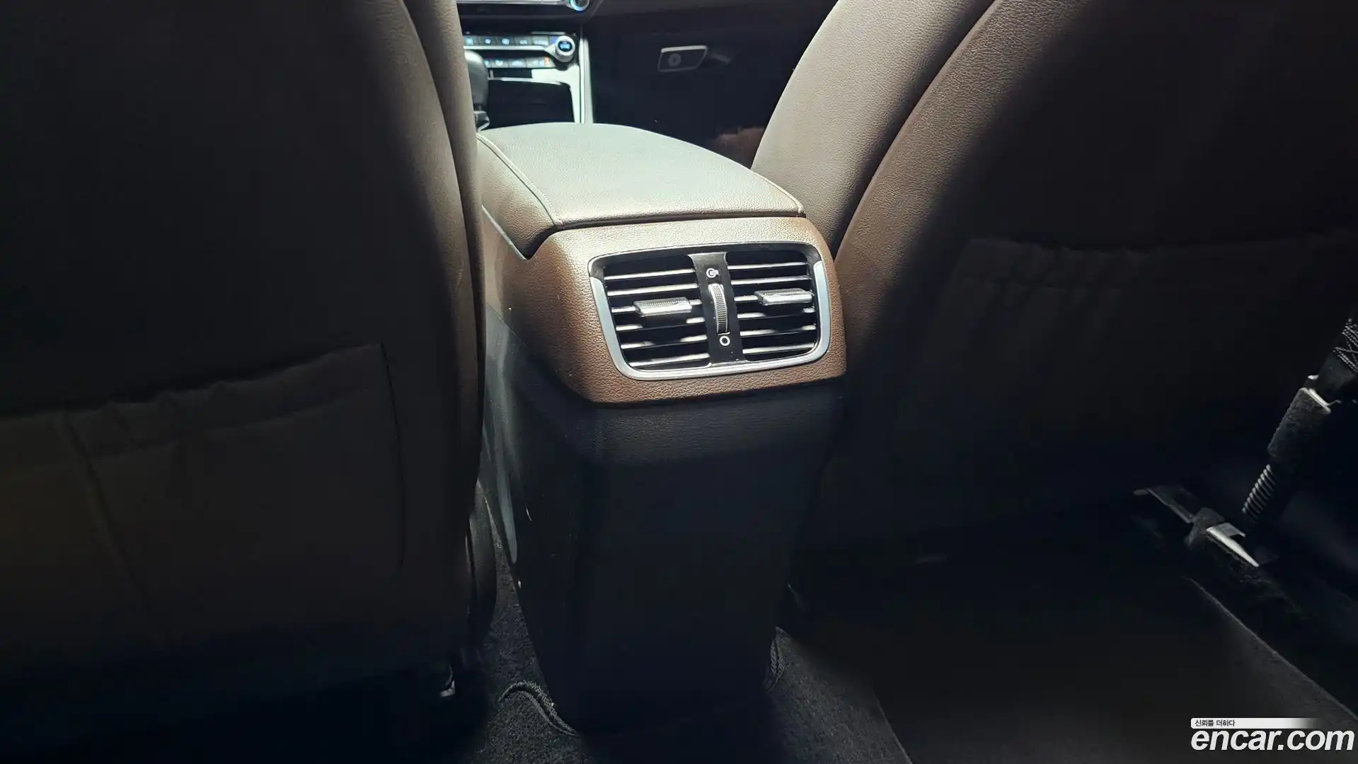 Grandeur Hyundai 2019.6-OPTION-043