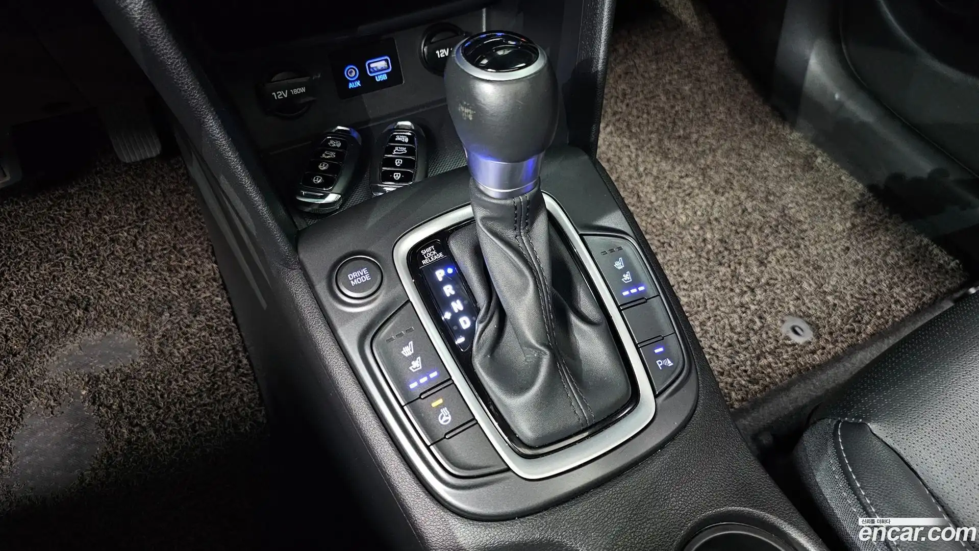 Kona Hyundai 2018.2-INNER-009