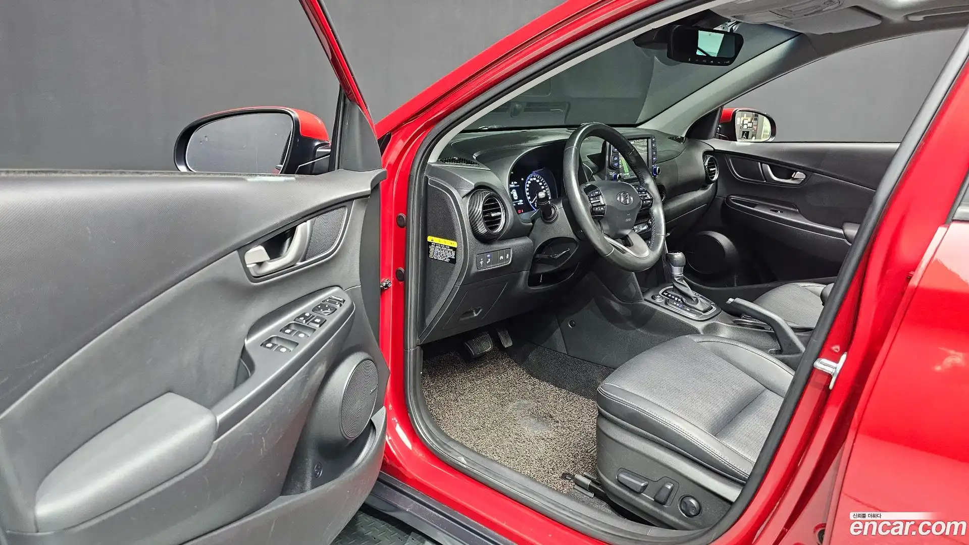 Kona Hyundai 2018.2-INNER-010