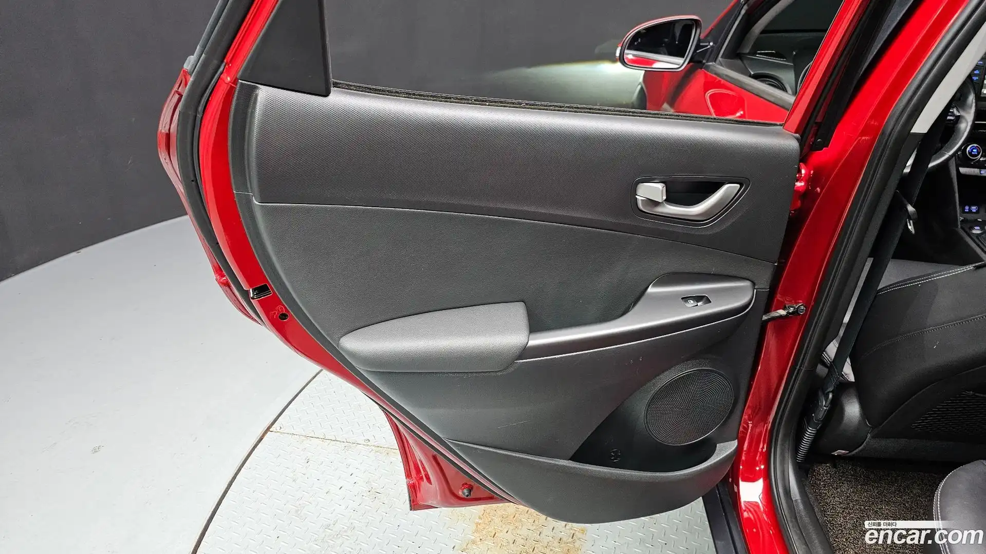 Kona Hyundai 2018.2-INNER-035