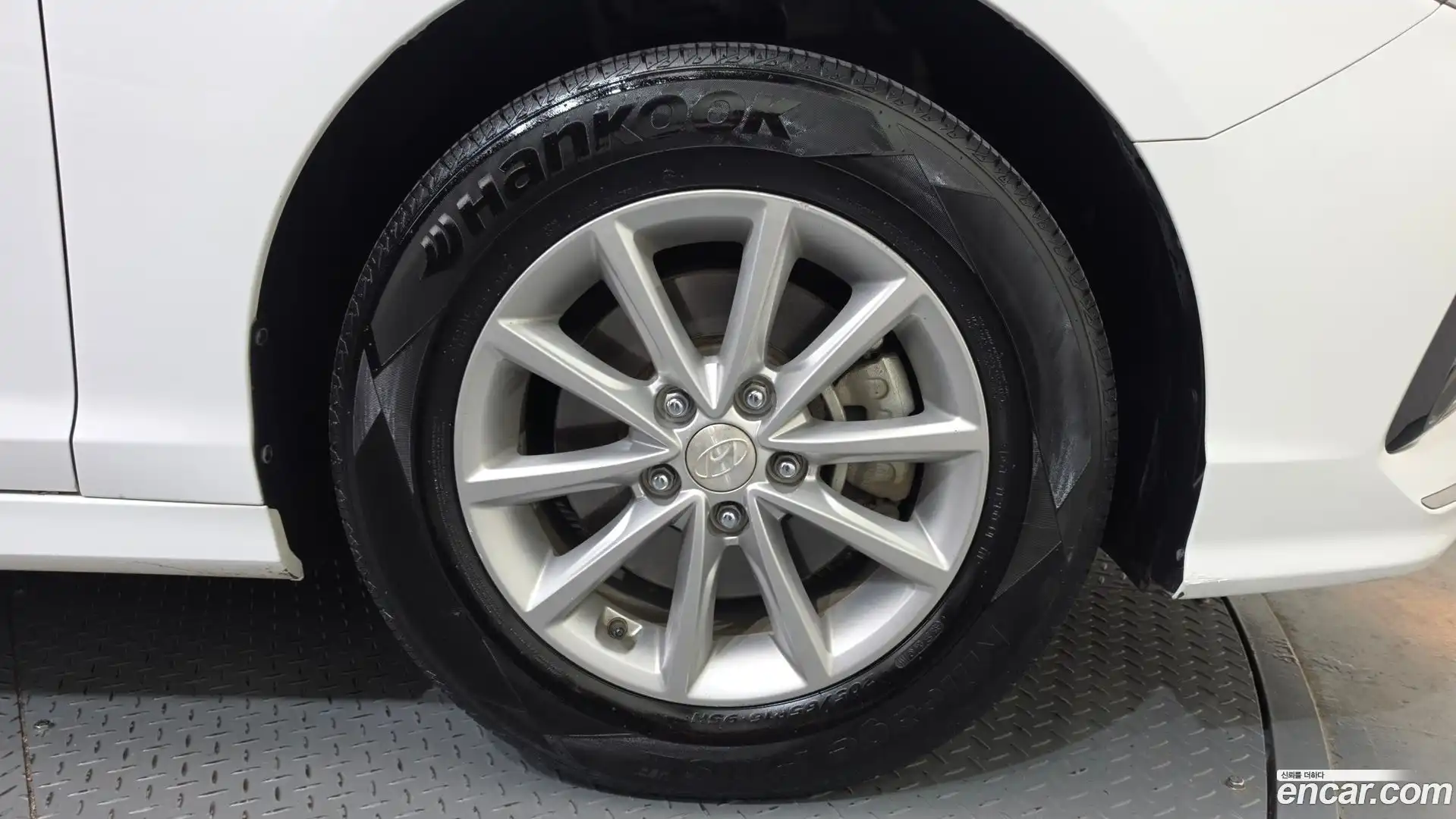 Sonata Hyundai 2019.2-OUTER-031