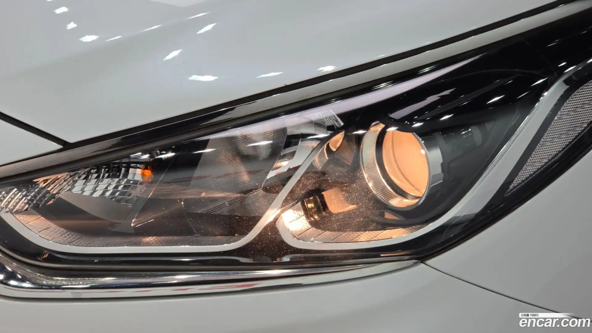 Sonata Hyundai 2019.2-OUTER-032